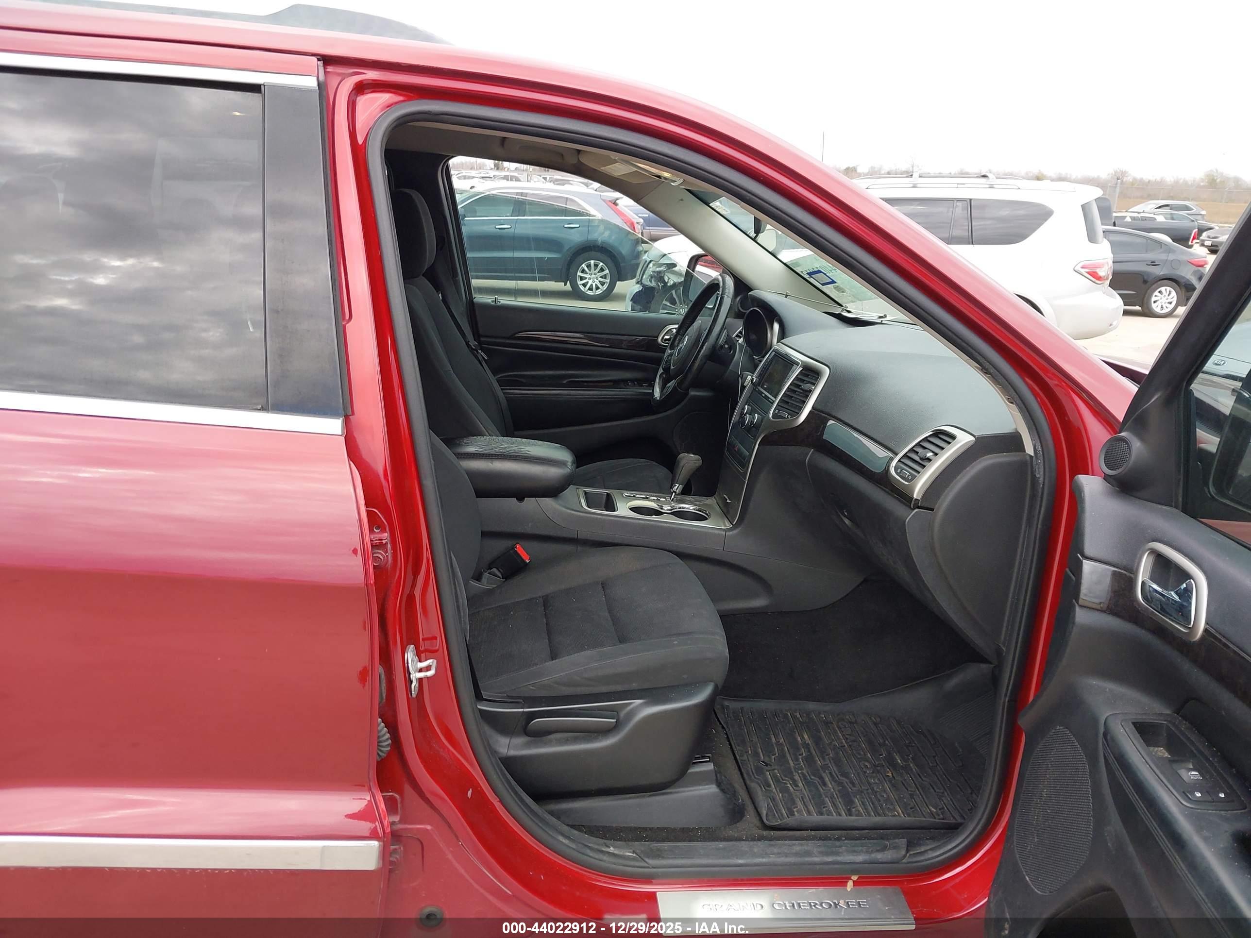JEEP GRAND image 5
