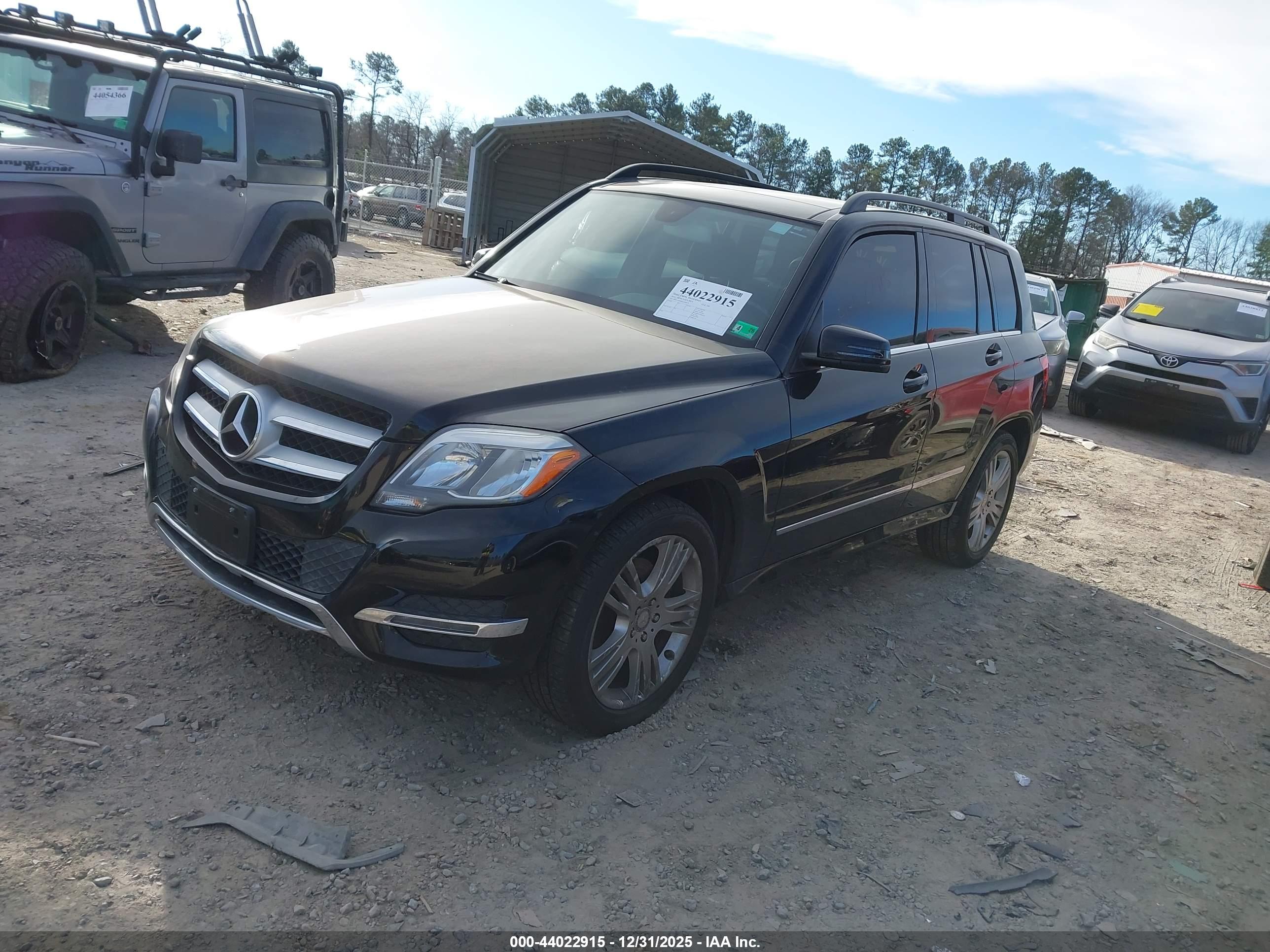MERCEDES-BENZ GLK image 2