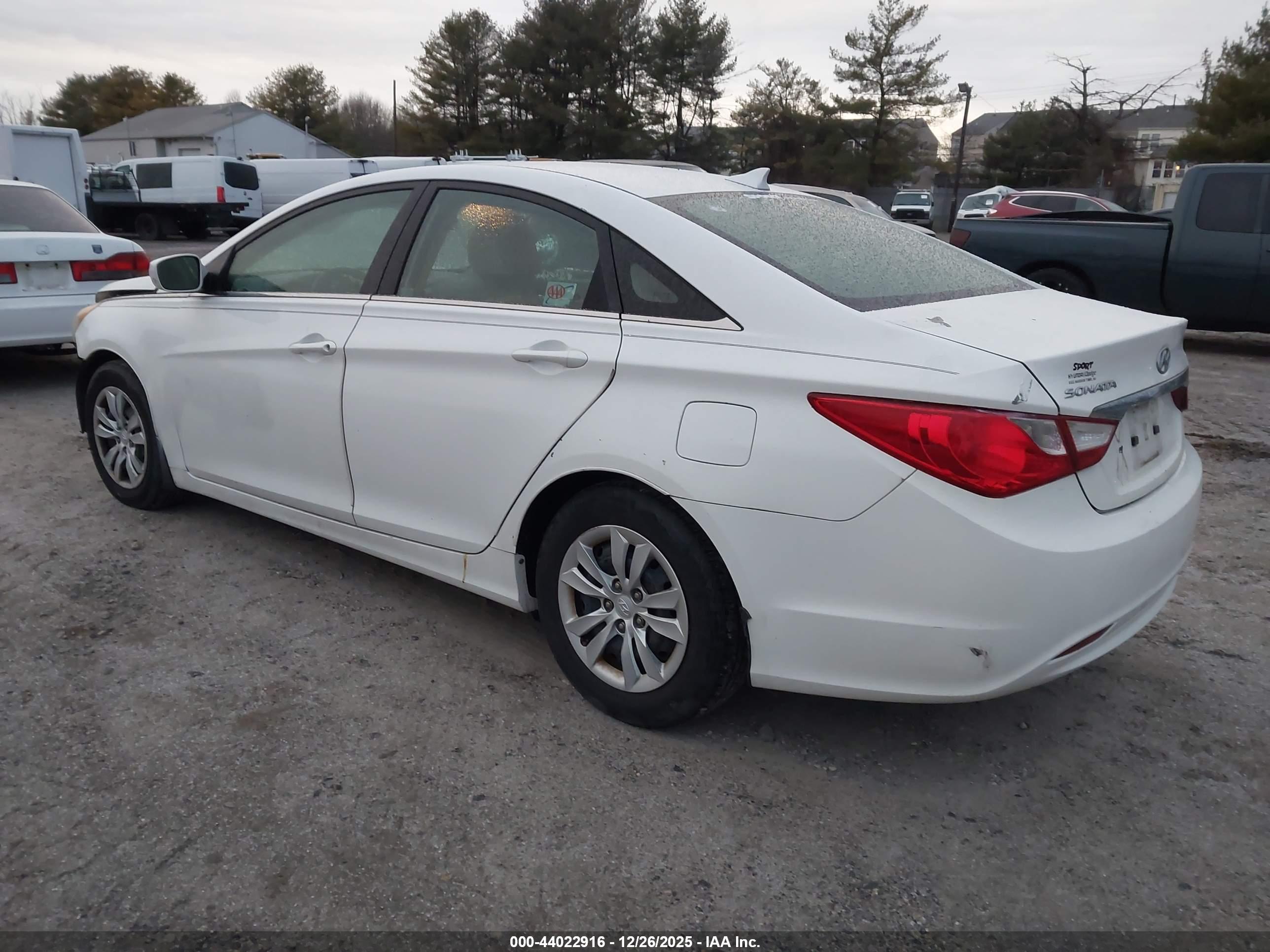 HYUNDAI SONATA image 3