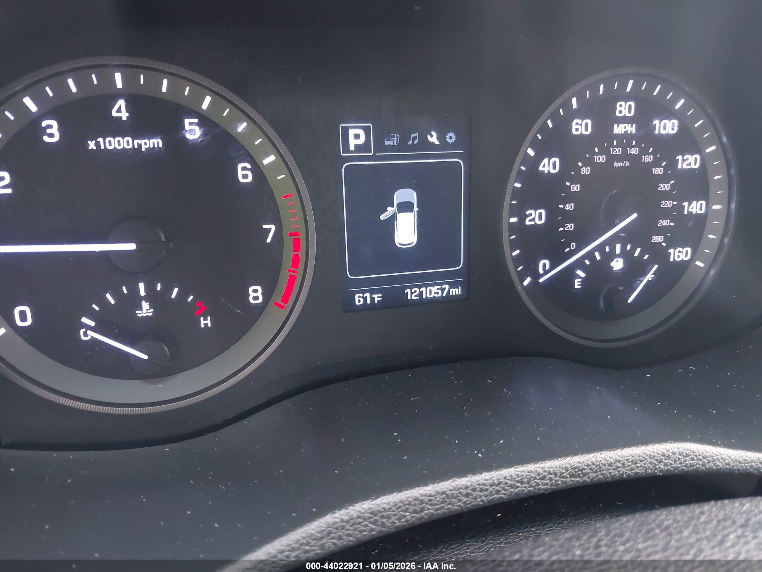 HYUNDAI TUCSON image 7