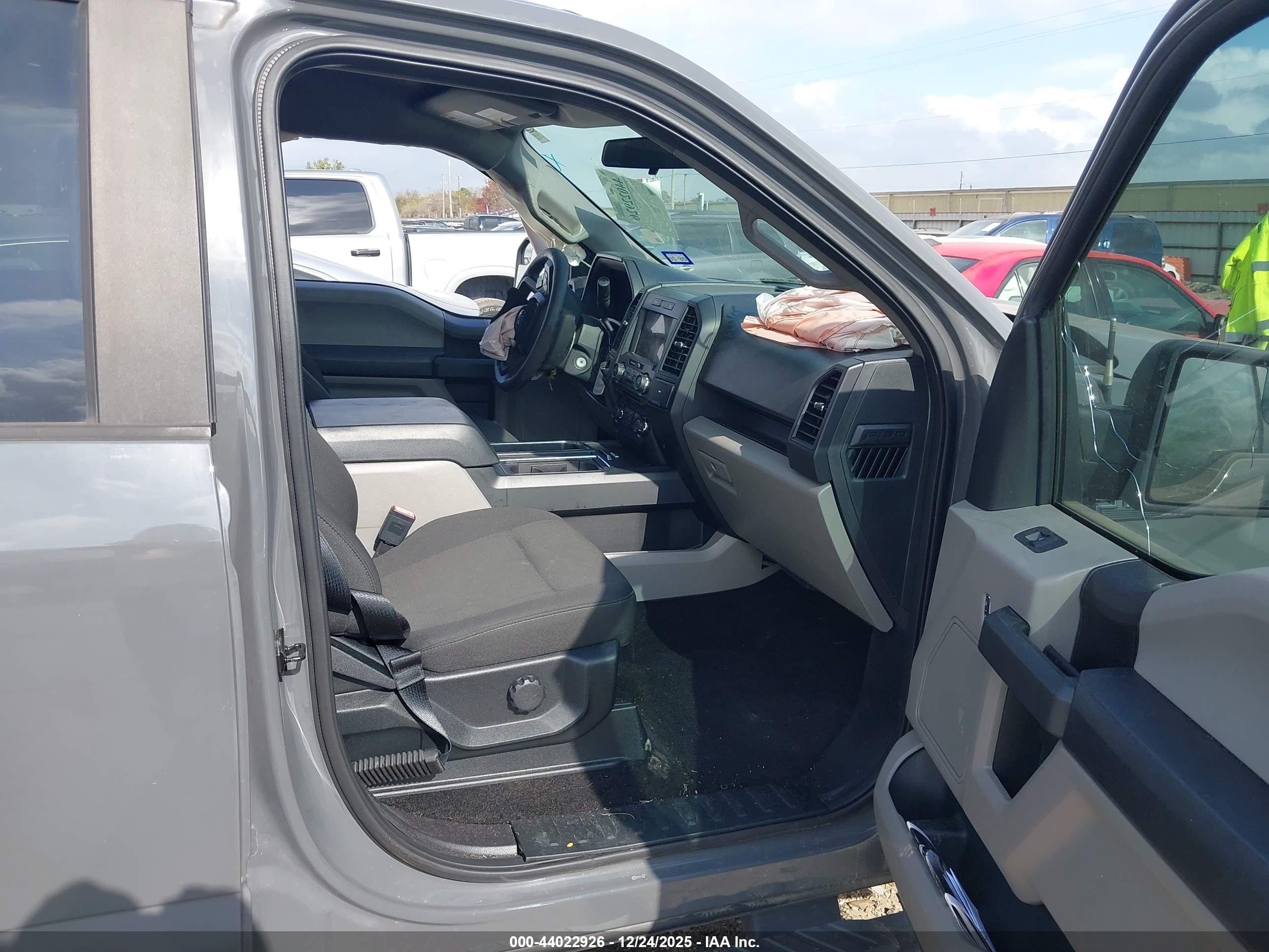 FORD F-150 image 5