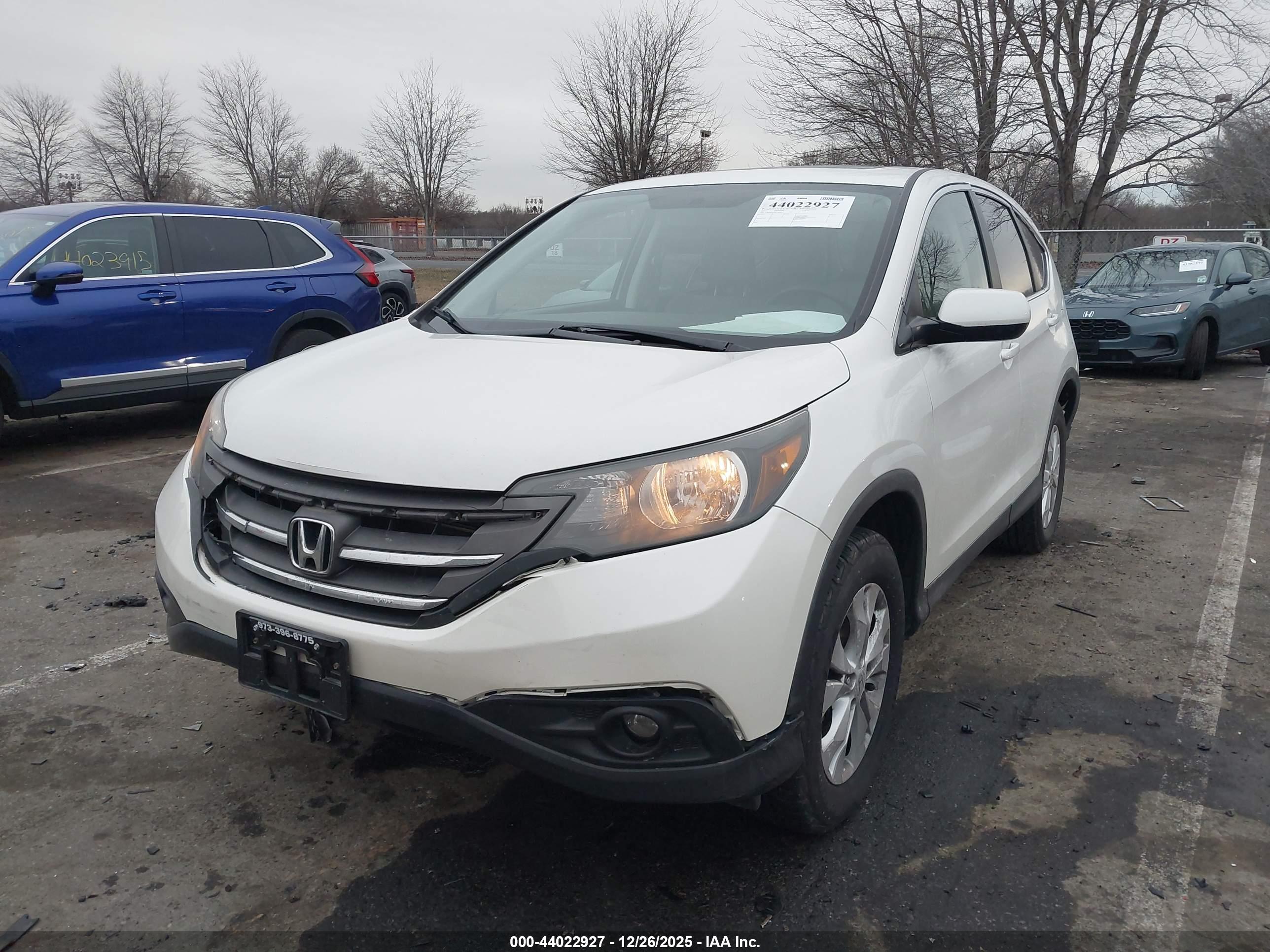 HONDA CR-V image 2