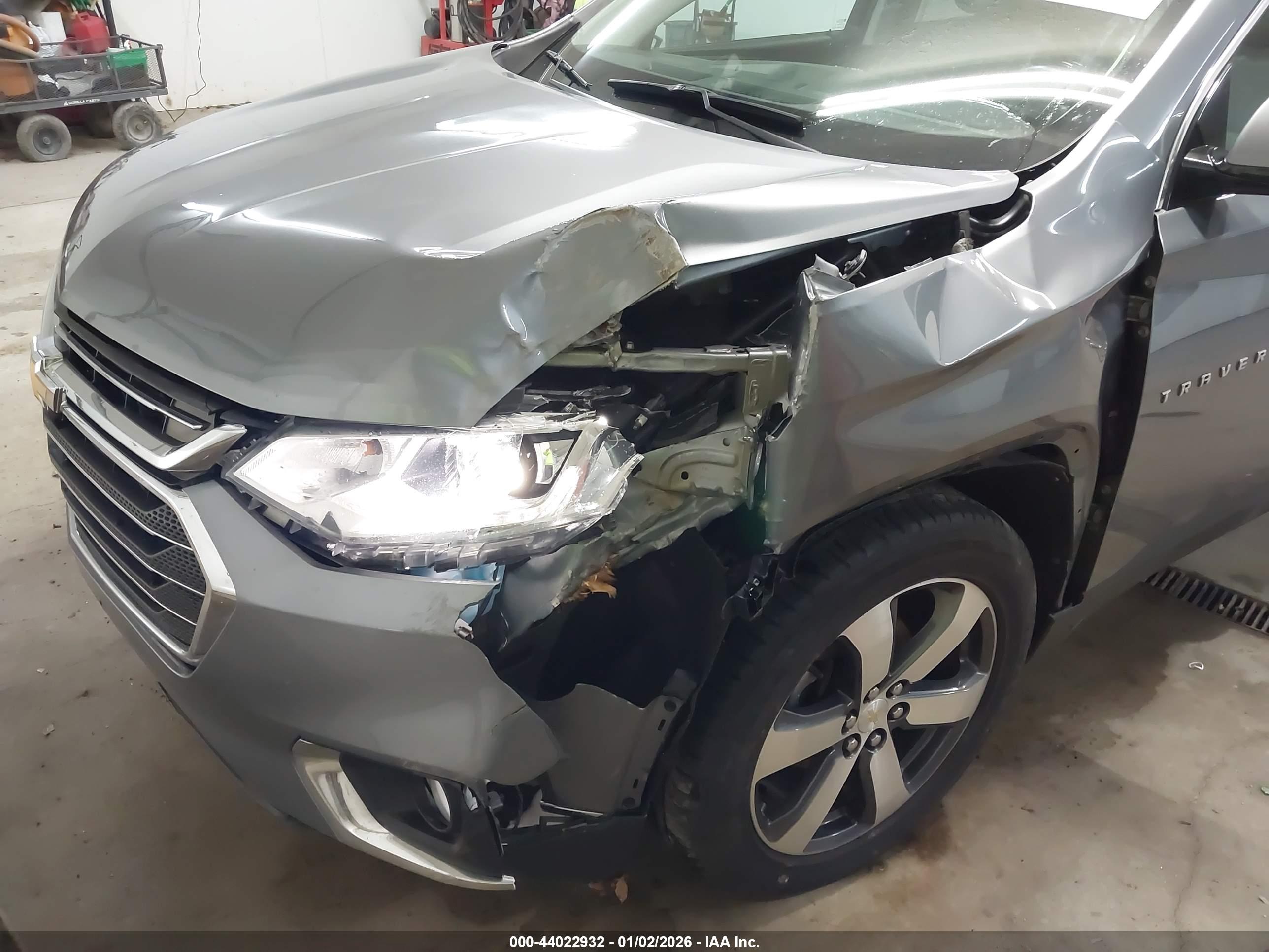 CHEVROLET TRAVERSE image 6