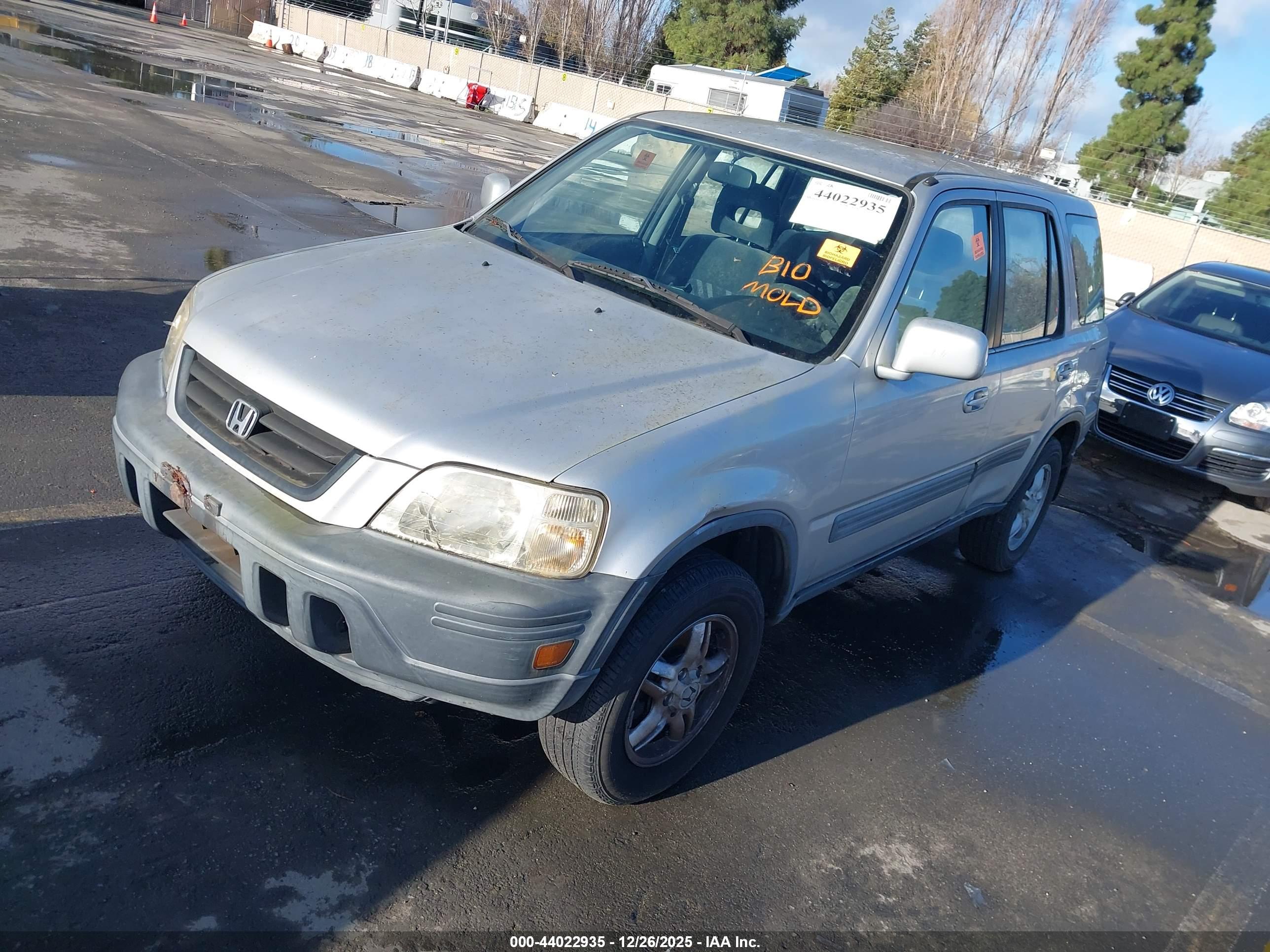 HONDA CR-V image 2