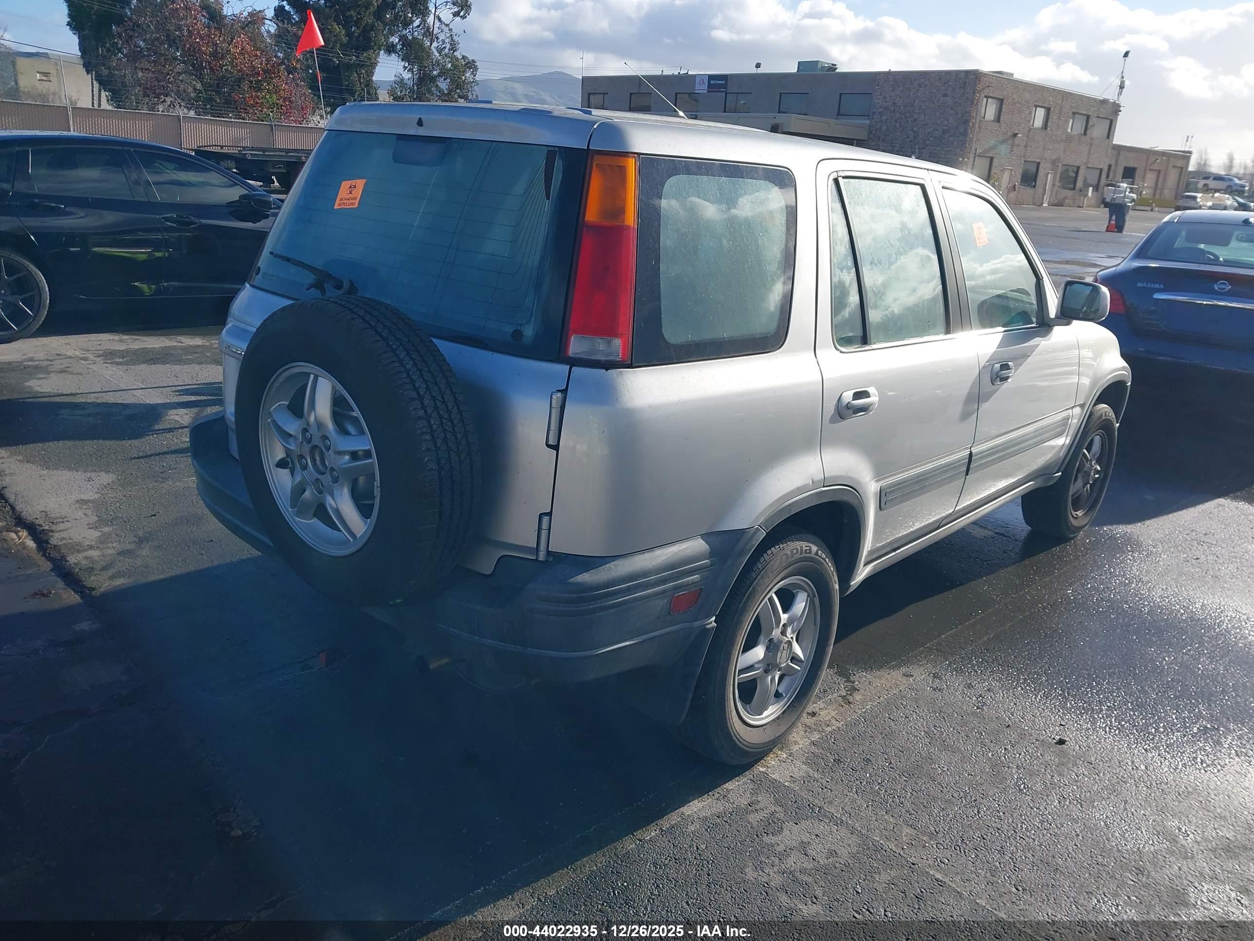 HONDA CR-V image 4