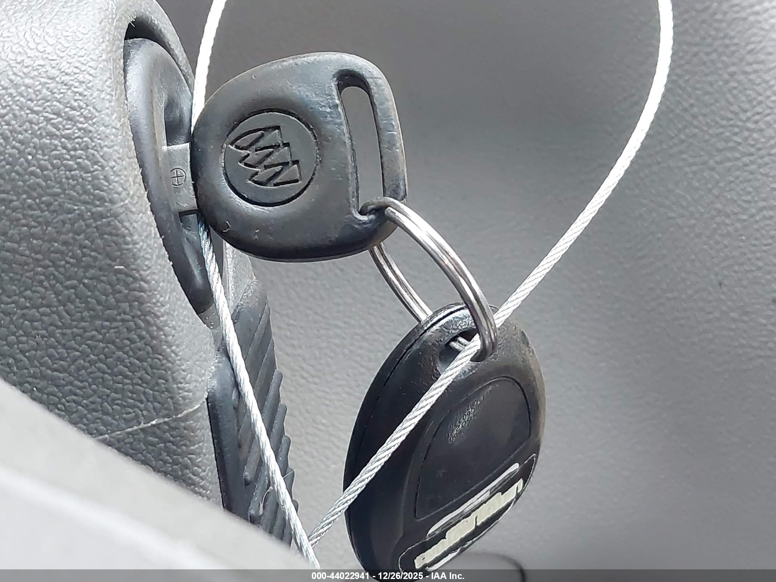 BUICK LUCERNE image 11