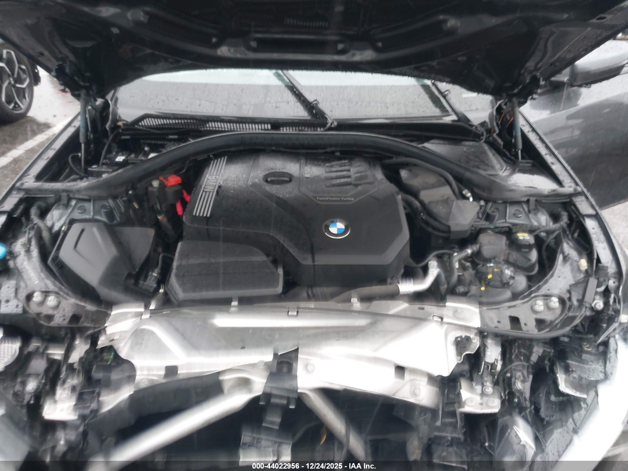 BMW 330I image 10