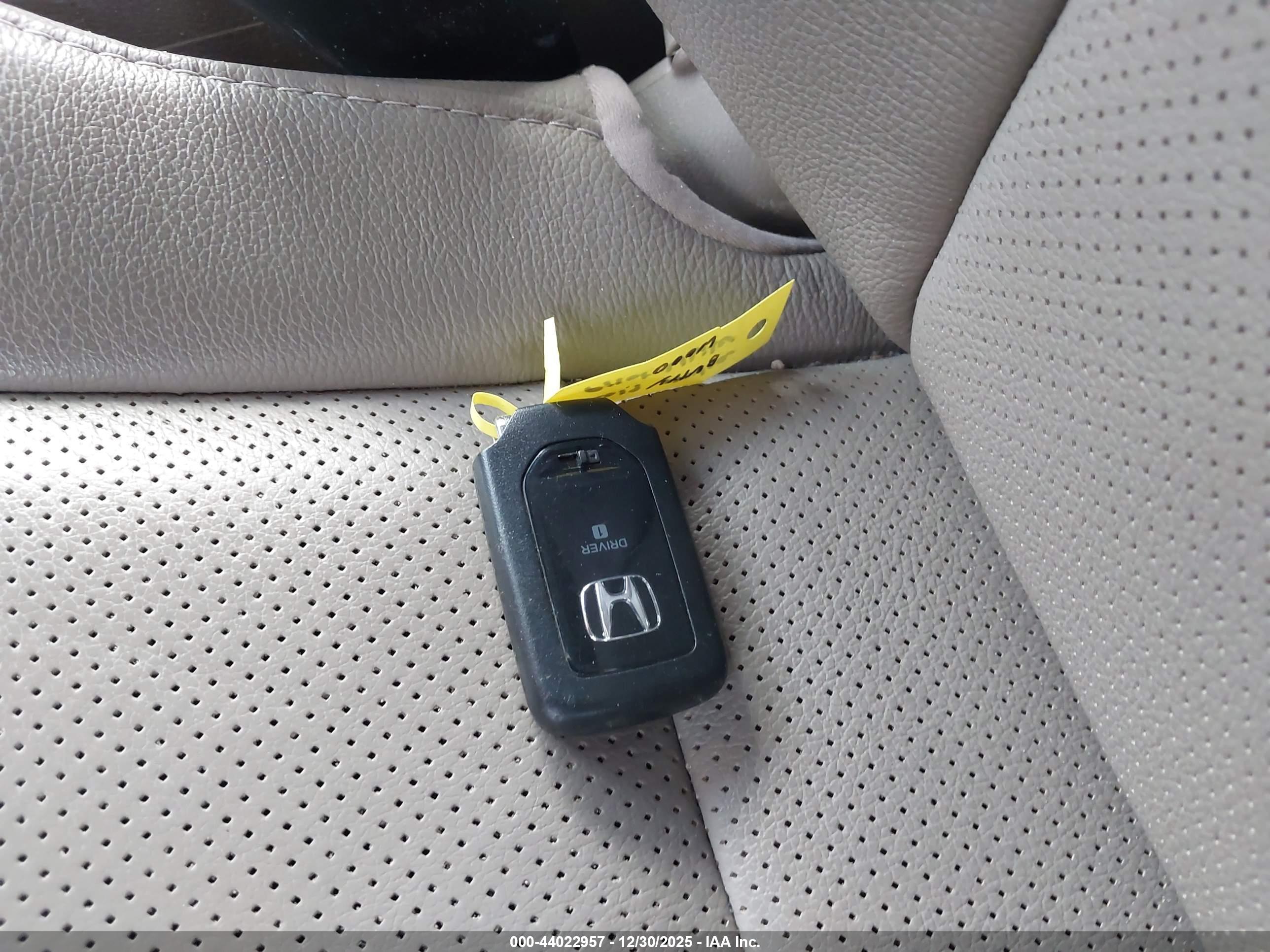 HONDA PILOT image 11
