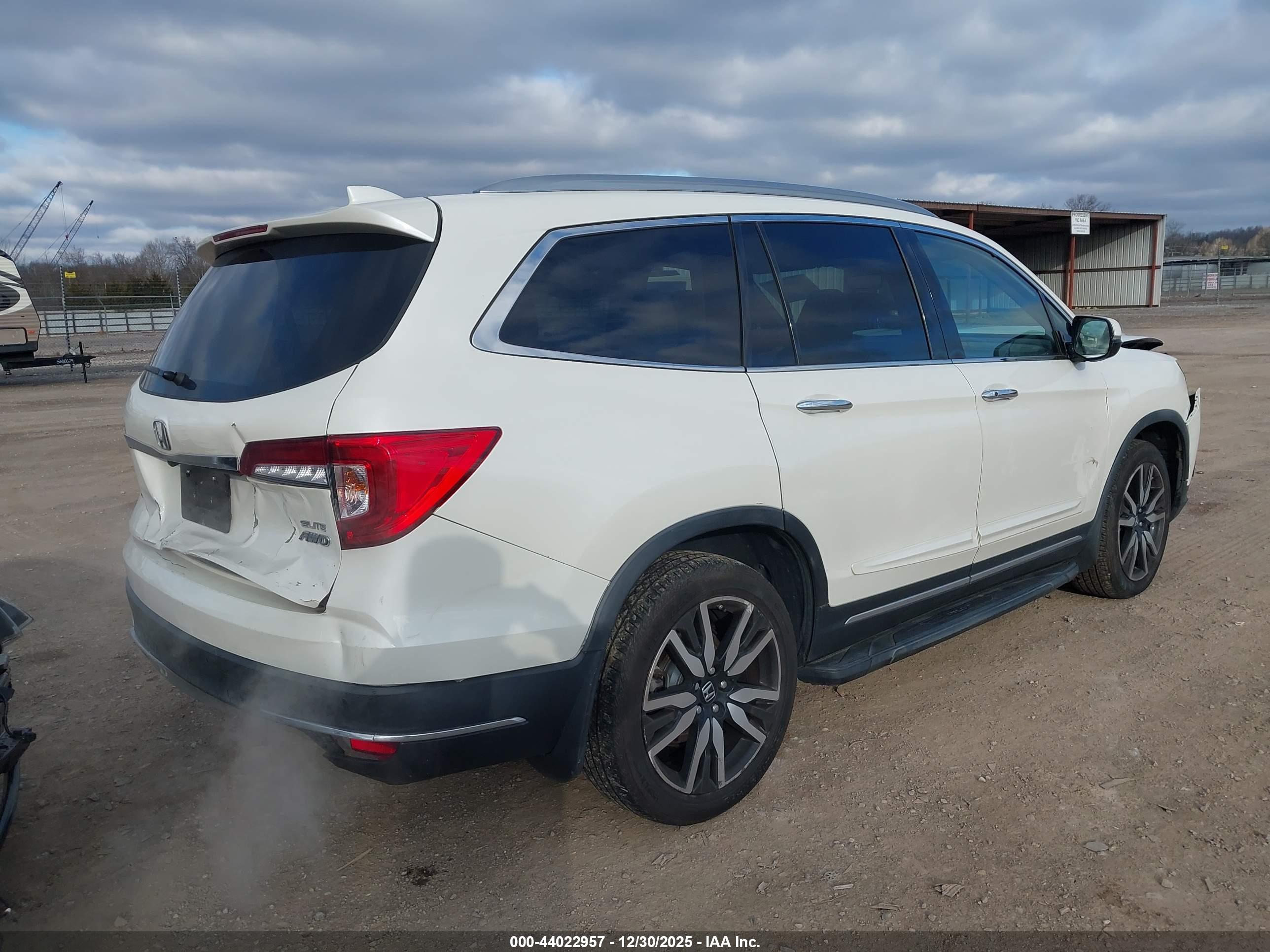 HONDA PILOT image 4