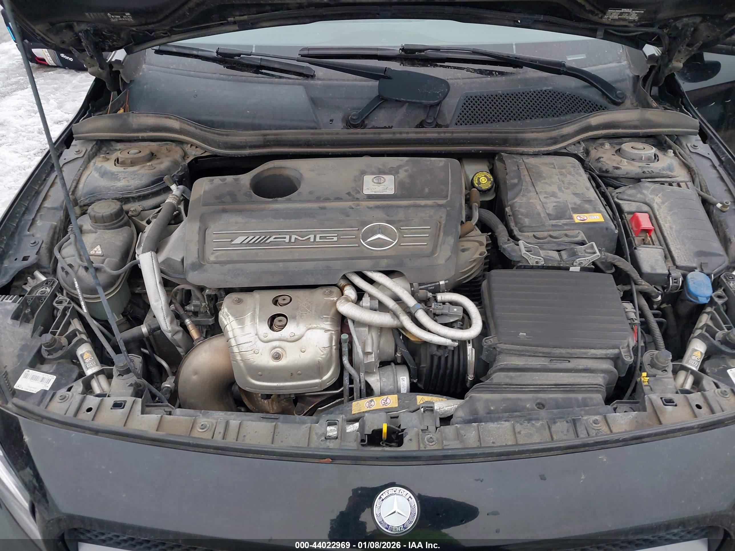 MERCEDES-BENZ GLA image 10