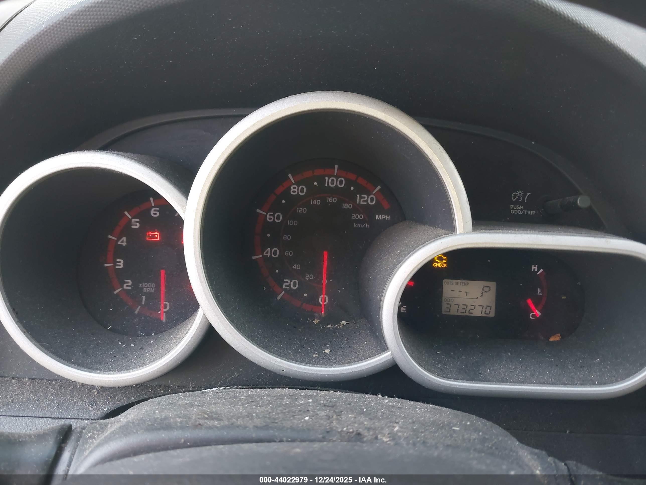 TOYOTA MATRIX image 7