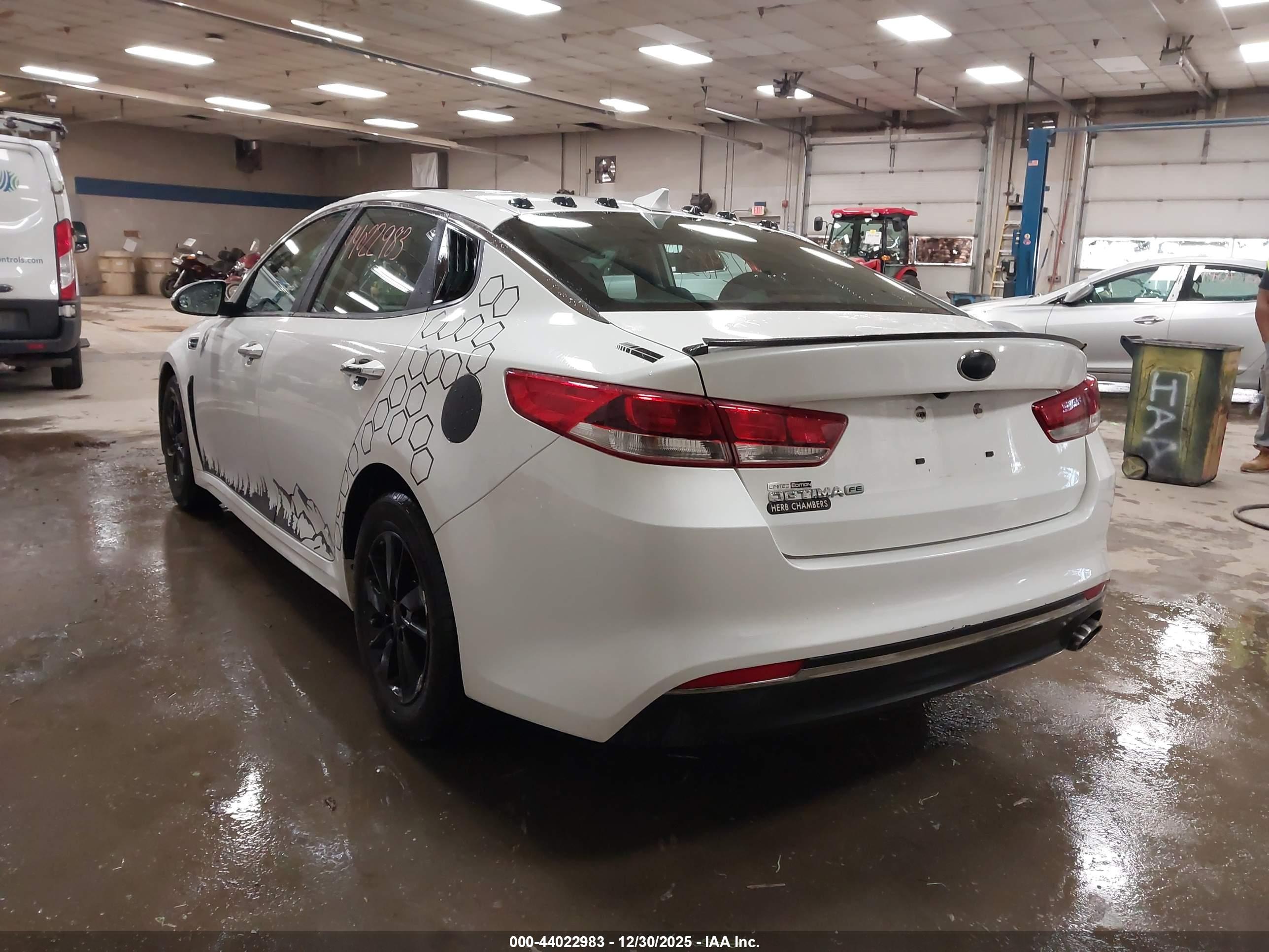KIA OPTIMA image 3