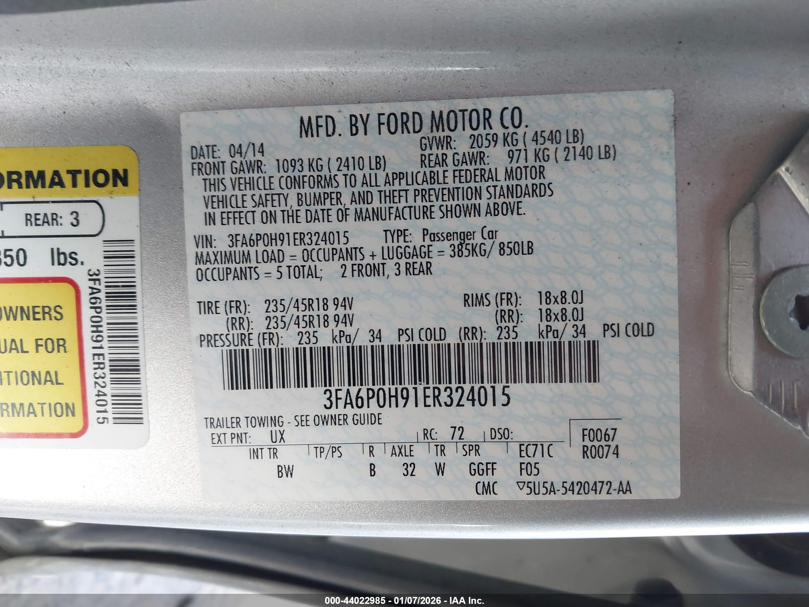 FORD FUSION image 9