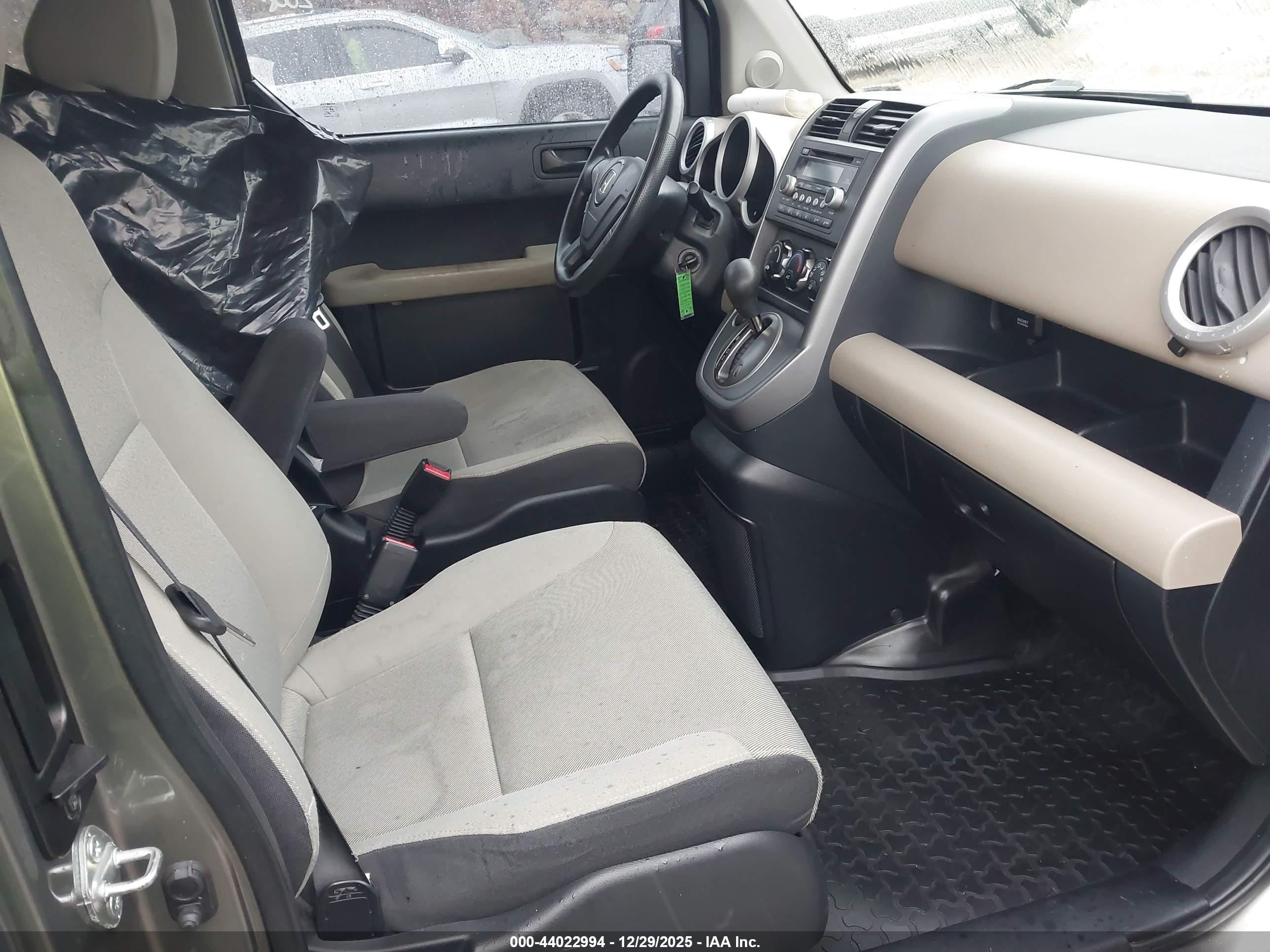 HONDA ELEMENT image 5