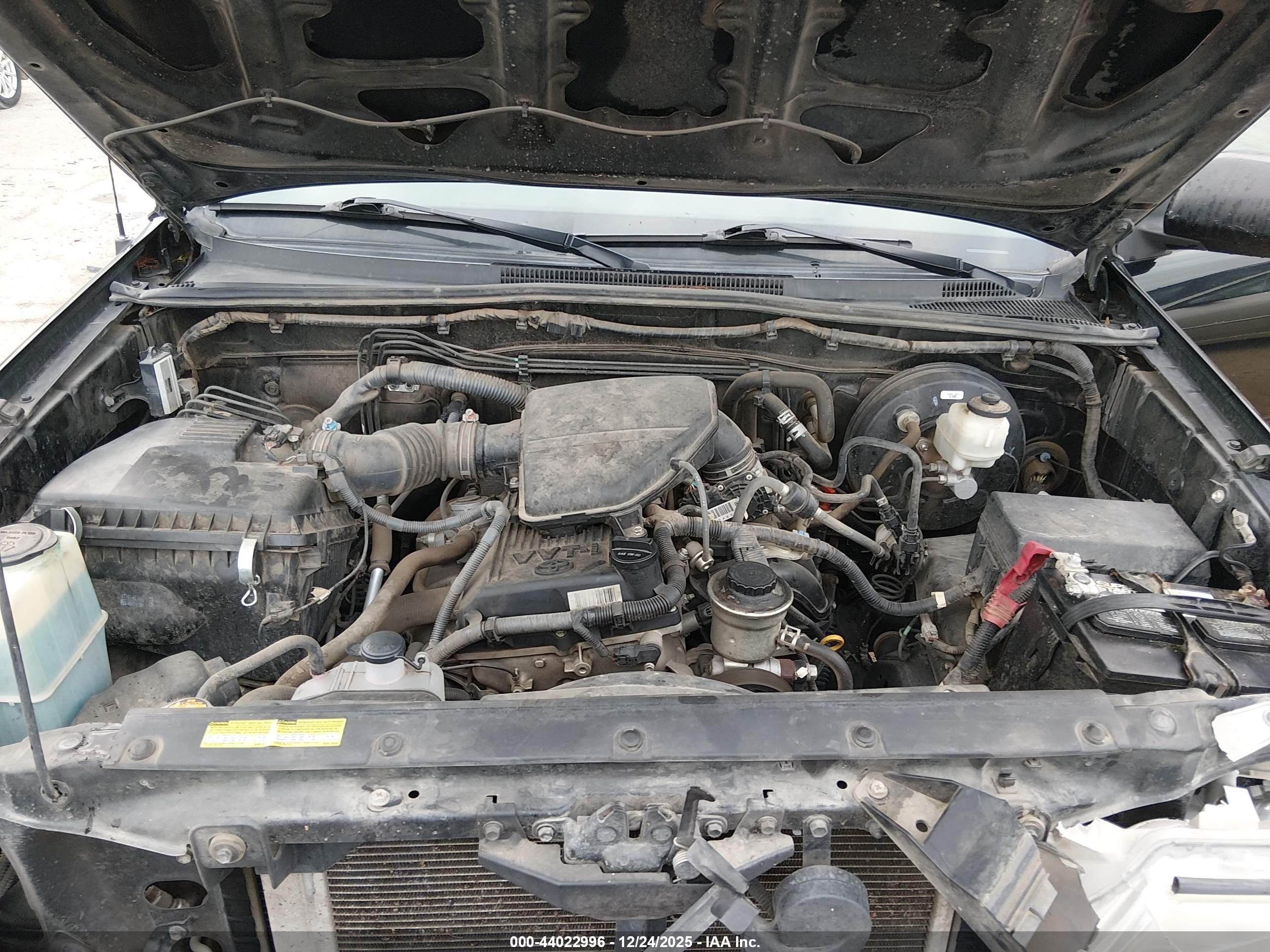 TOYOTA TACOMA image 10