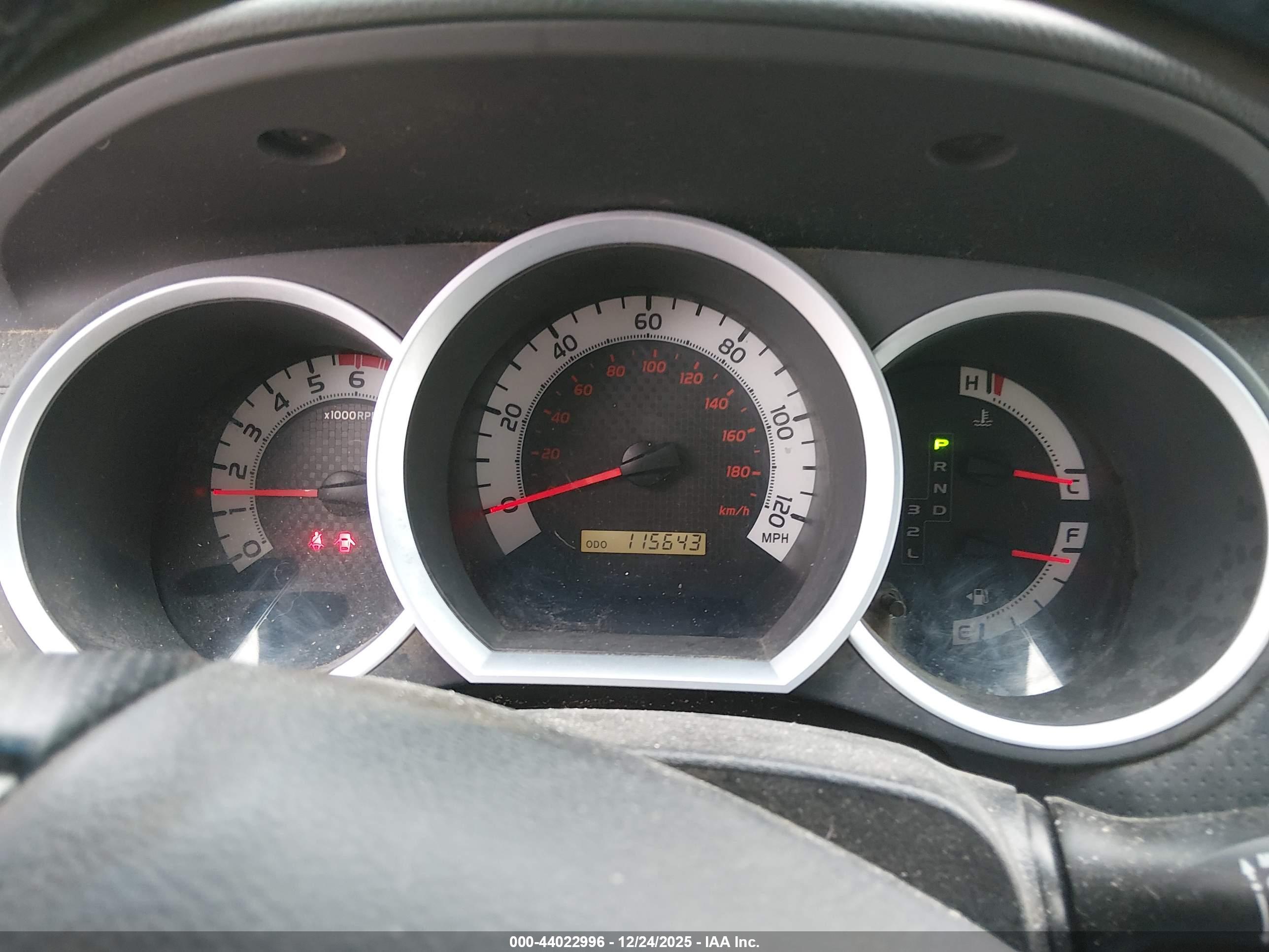 TOYOTA TACOMA image 7