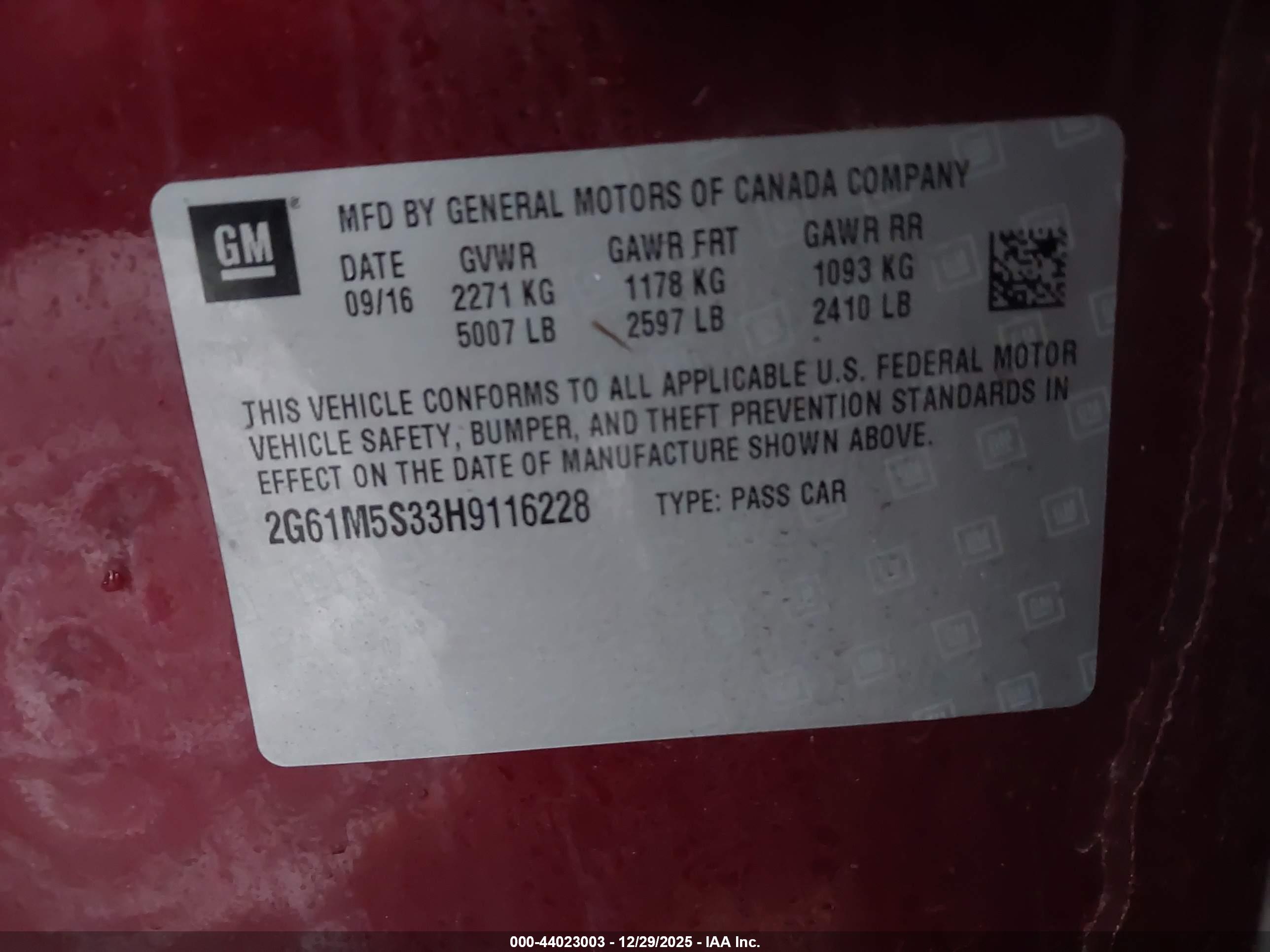 CADILLAC XTS image 9