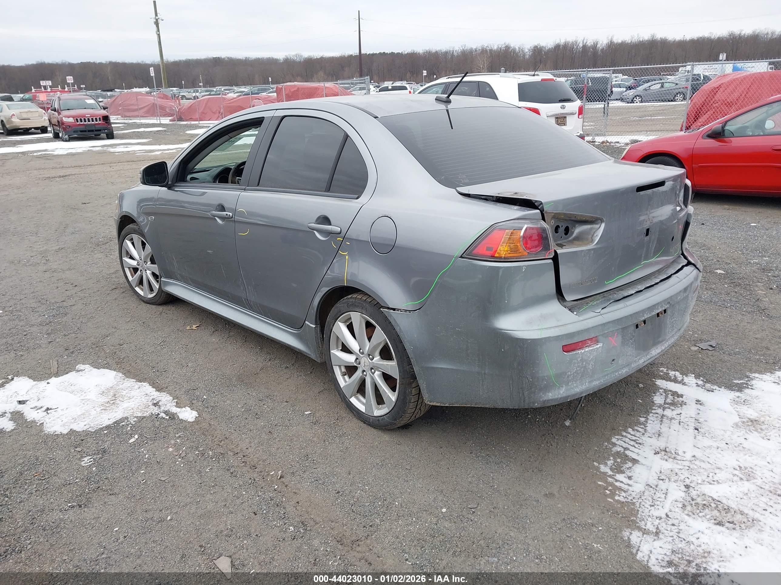 MITSUBISHI LANCER image 3