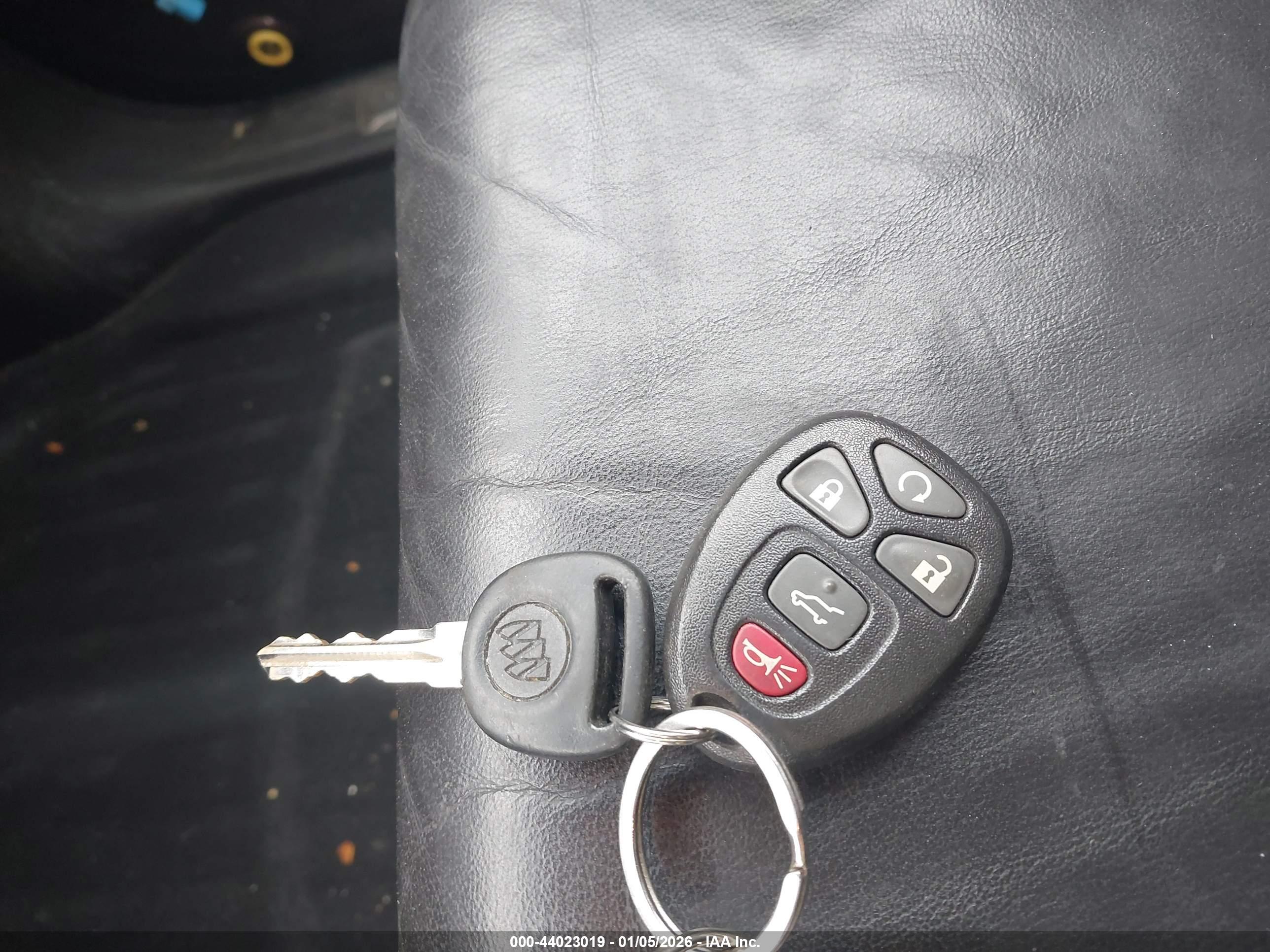BUICK ENCLAVE image 11