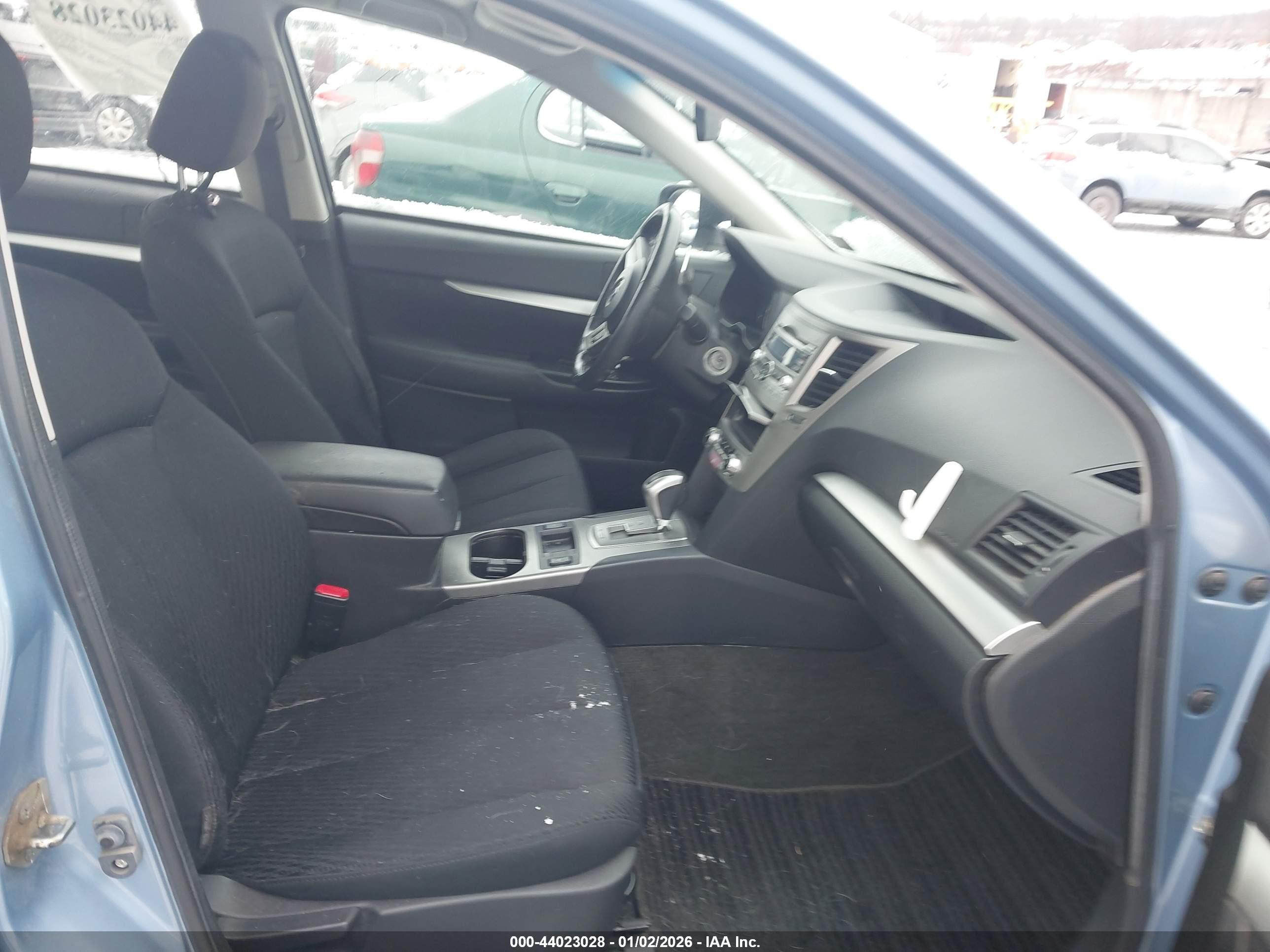 SUBARU LEGACY image 5