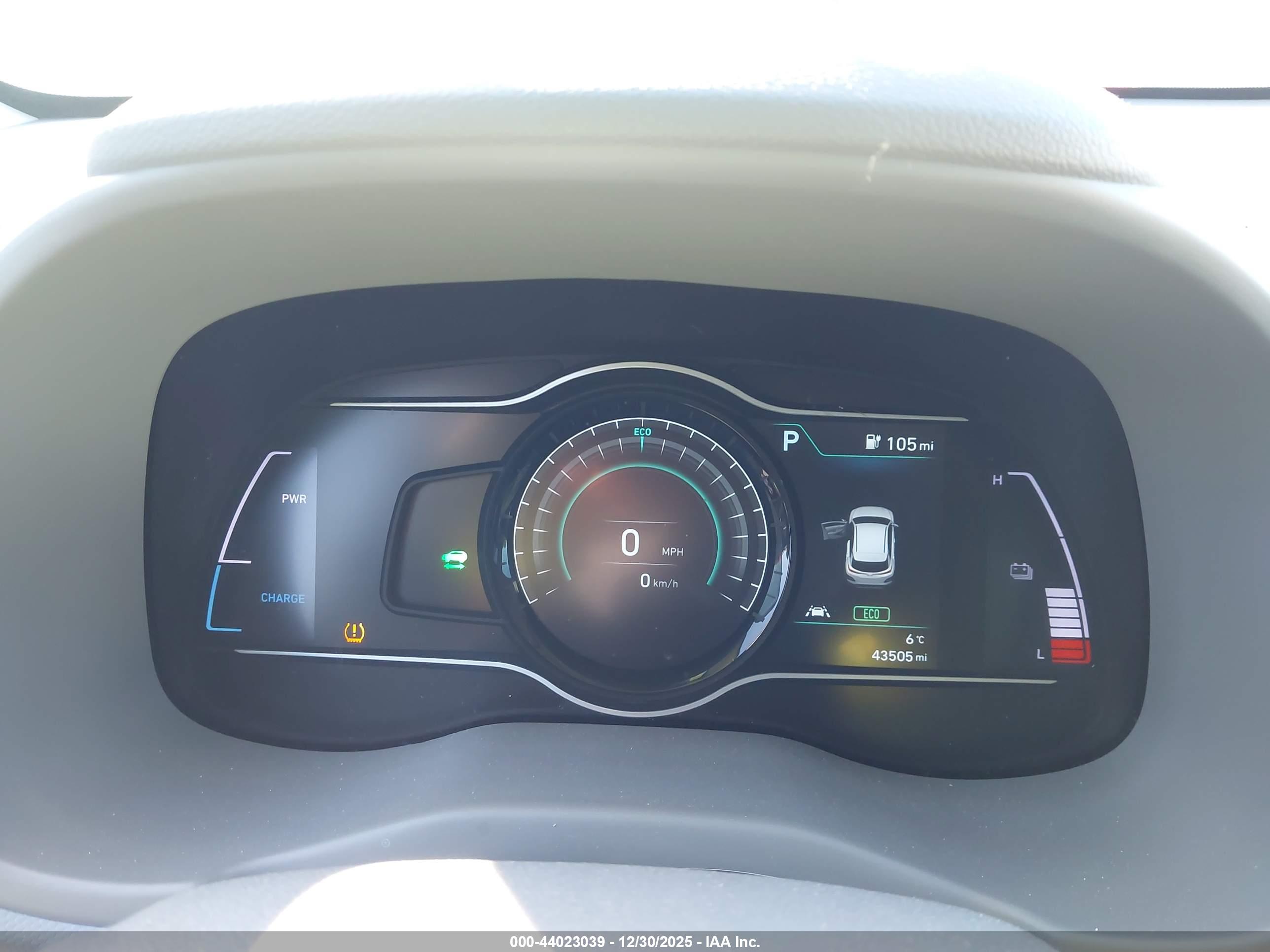 HYUNDAI KONA image 7