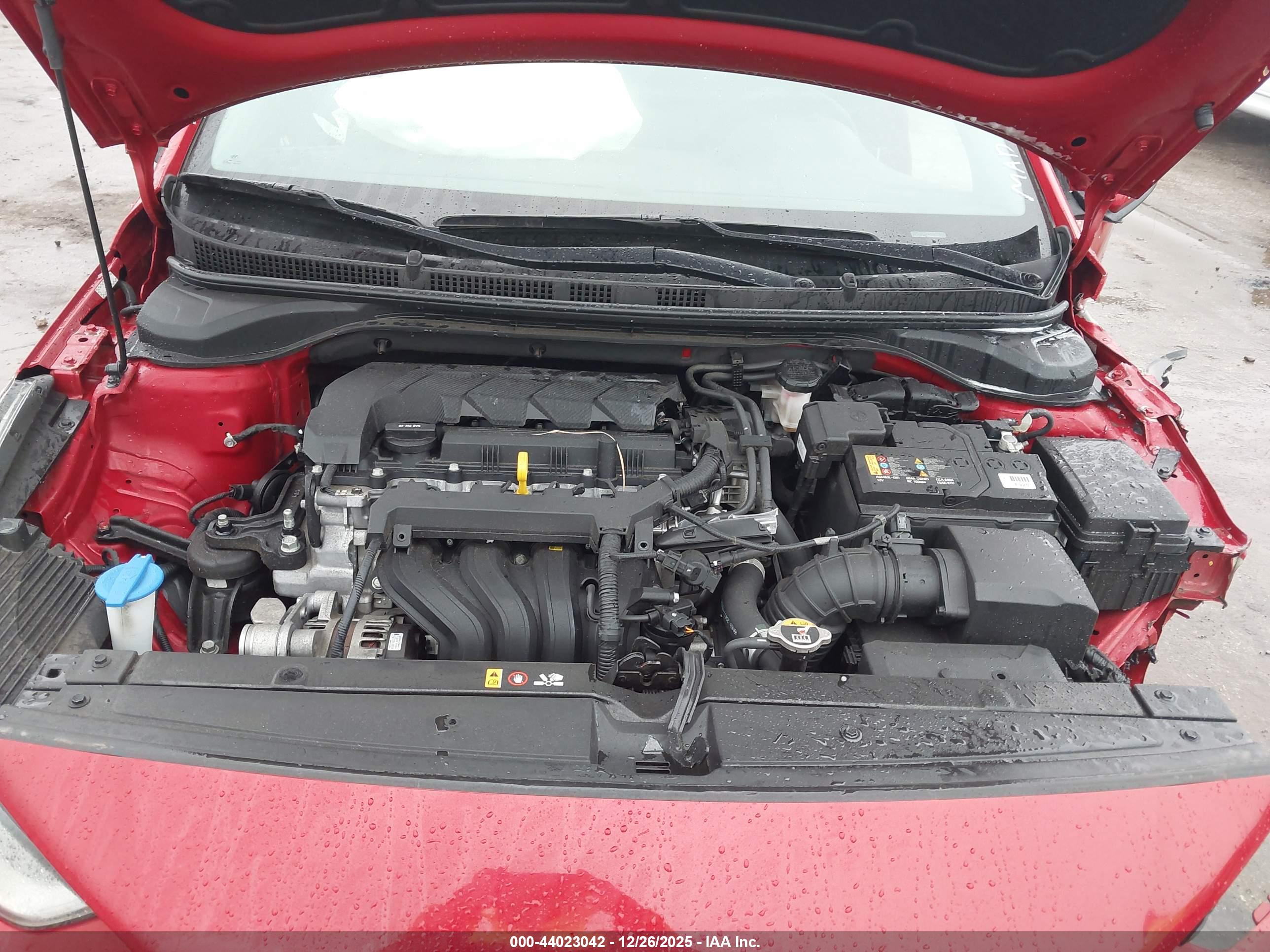 HYUNDAI ACCENT image 10