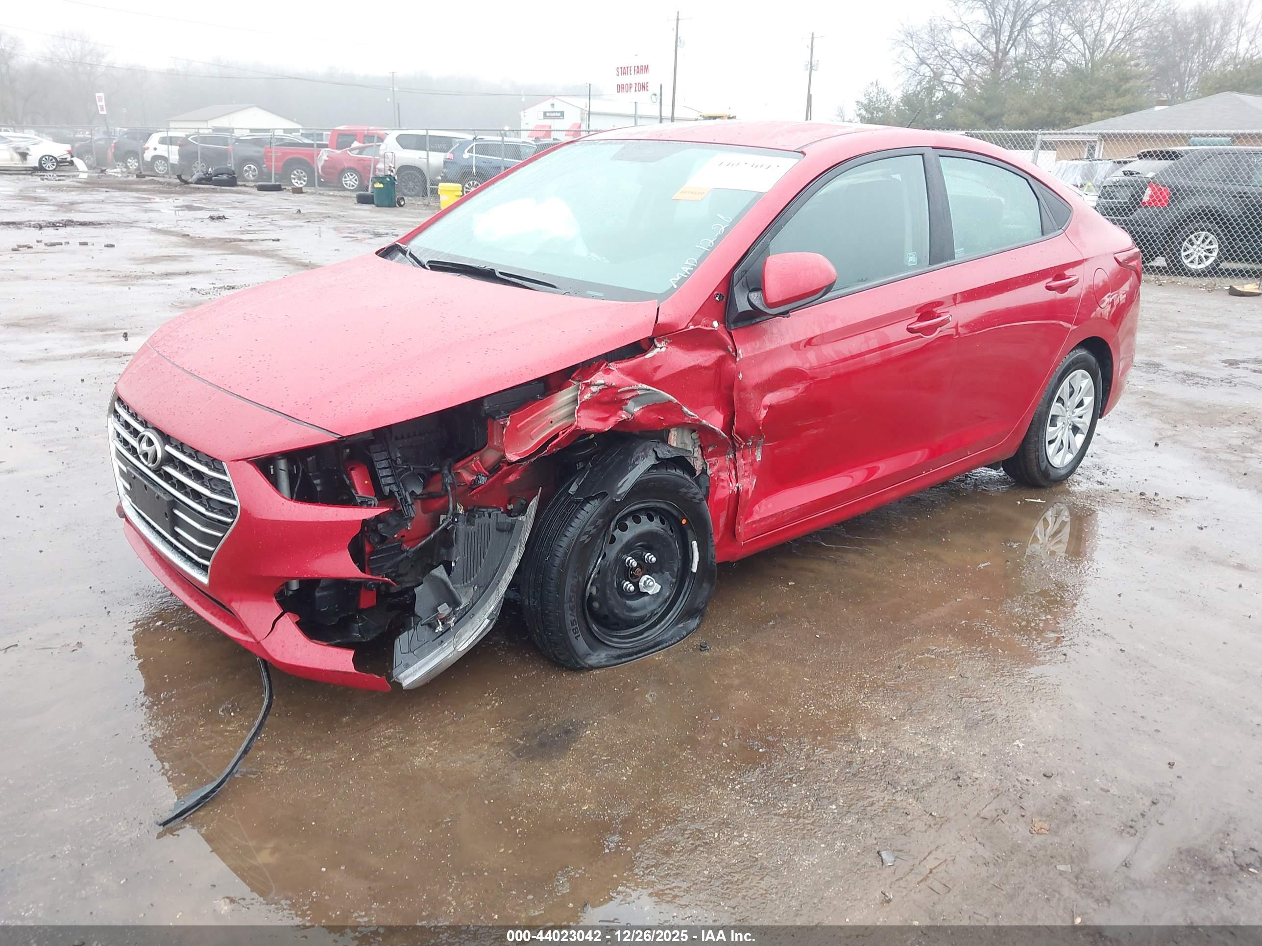 HYUNDAI ACCENT image 2