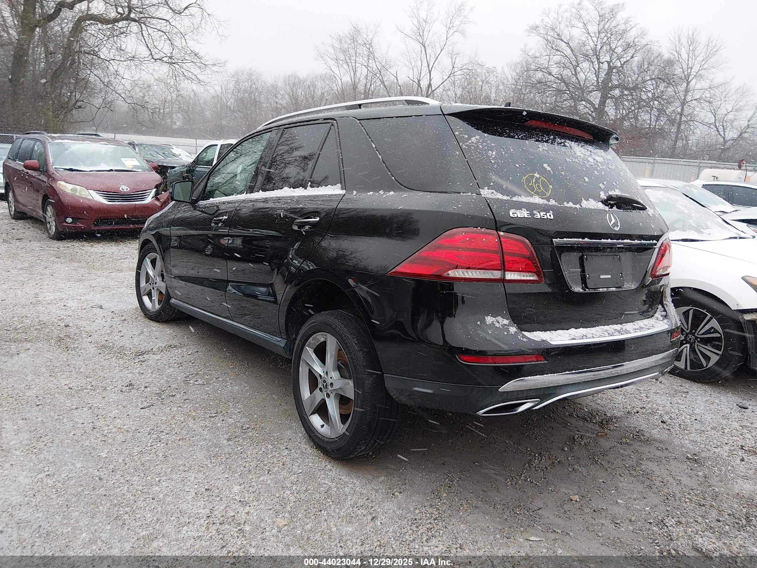 MERCEDES-BENZ GLE image 3