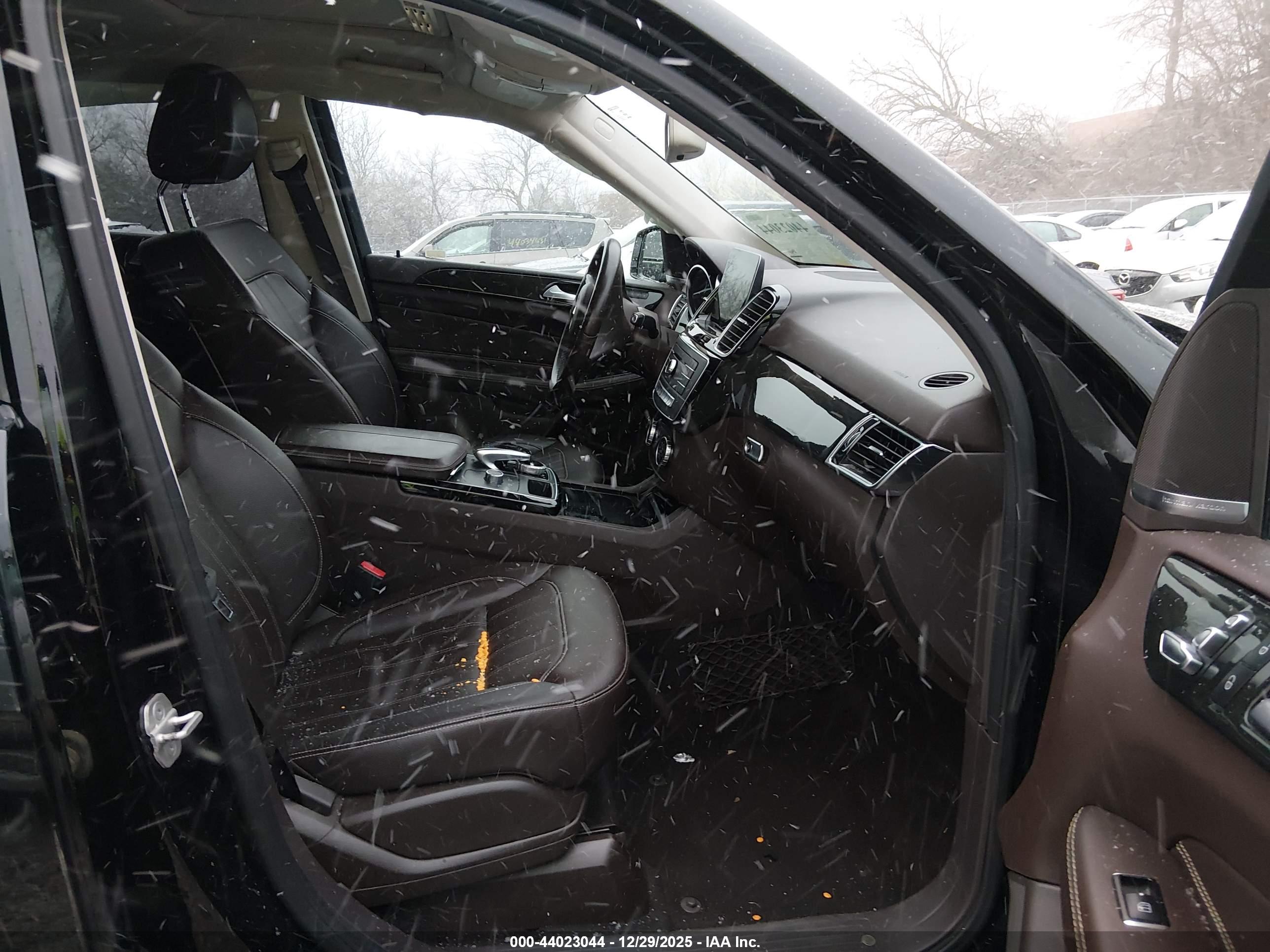 MERCEDES-BENZ GLE image 5