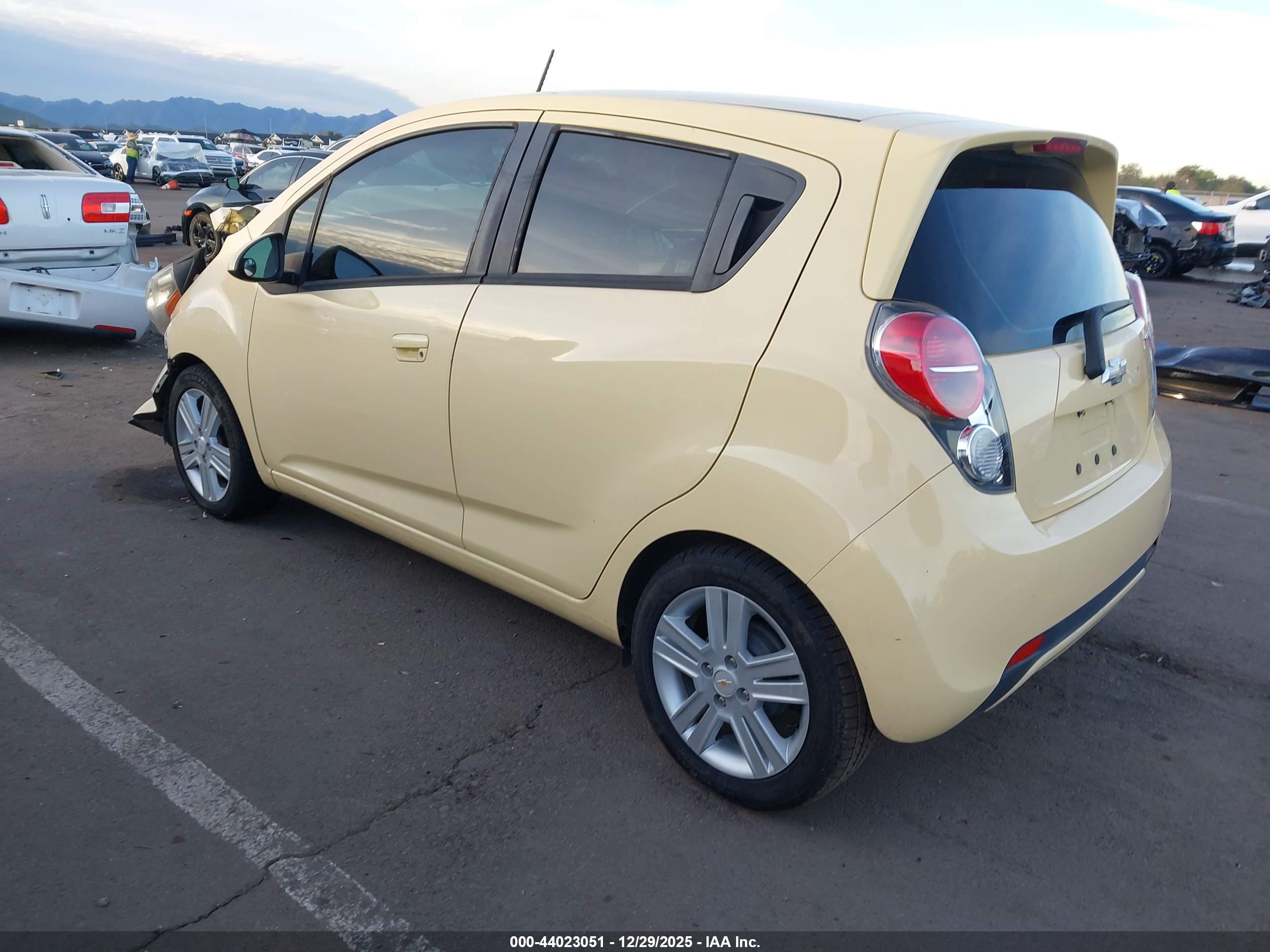 CHEVROLET SPARK image 3