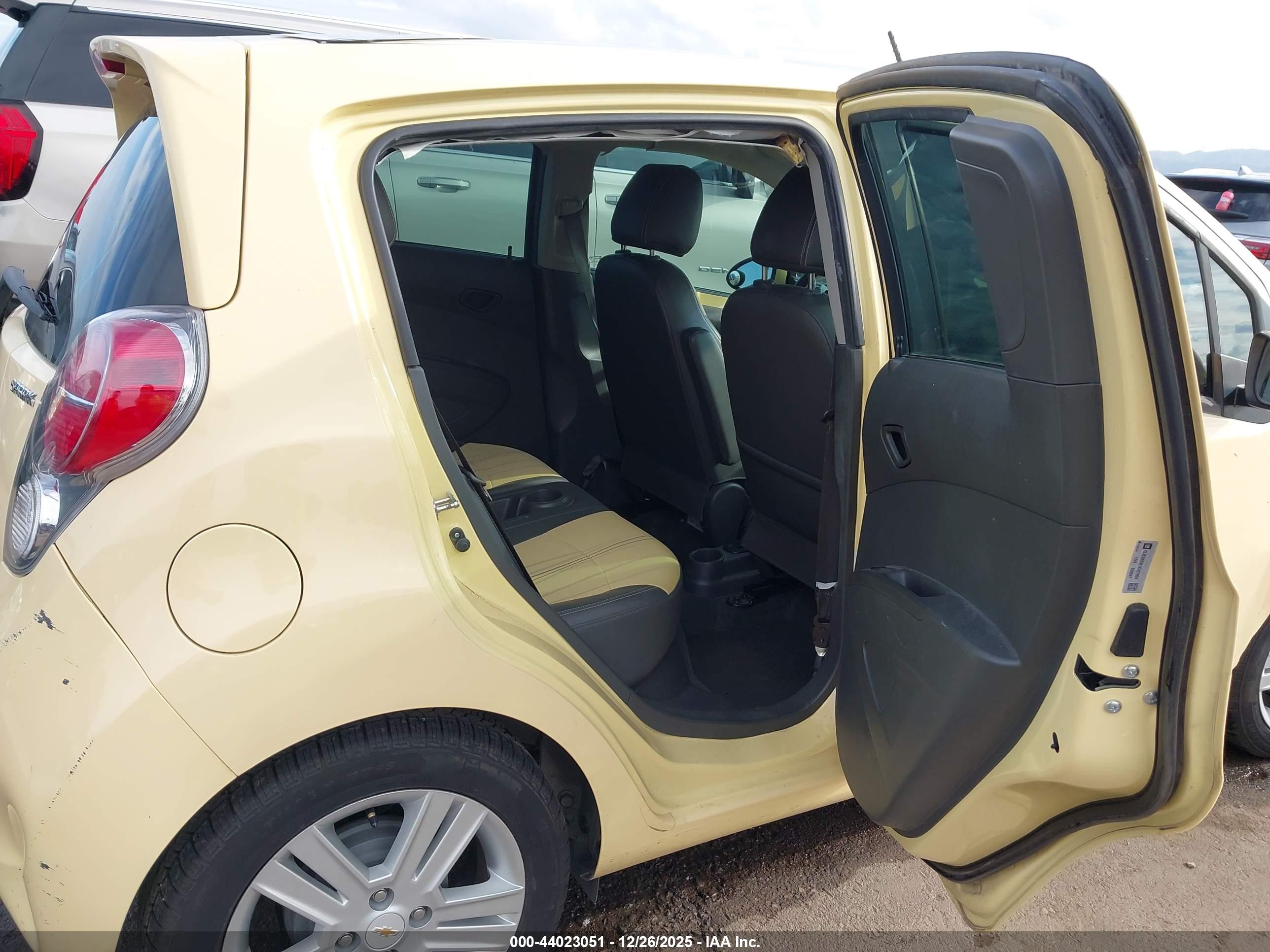 CHEVROLET SPARK image 8