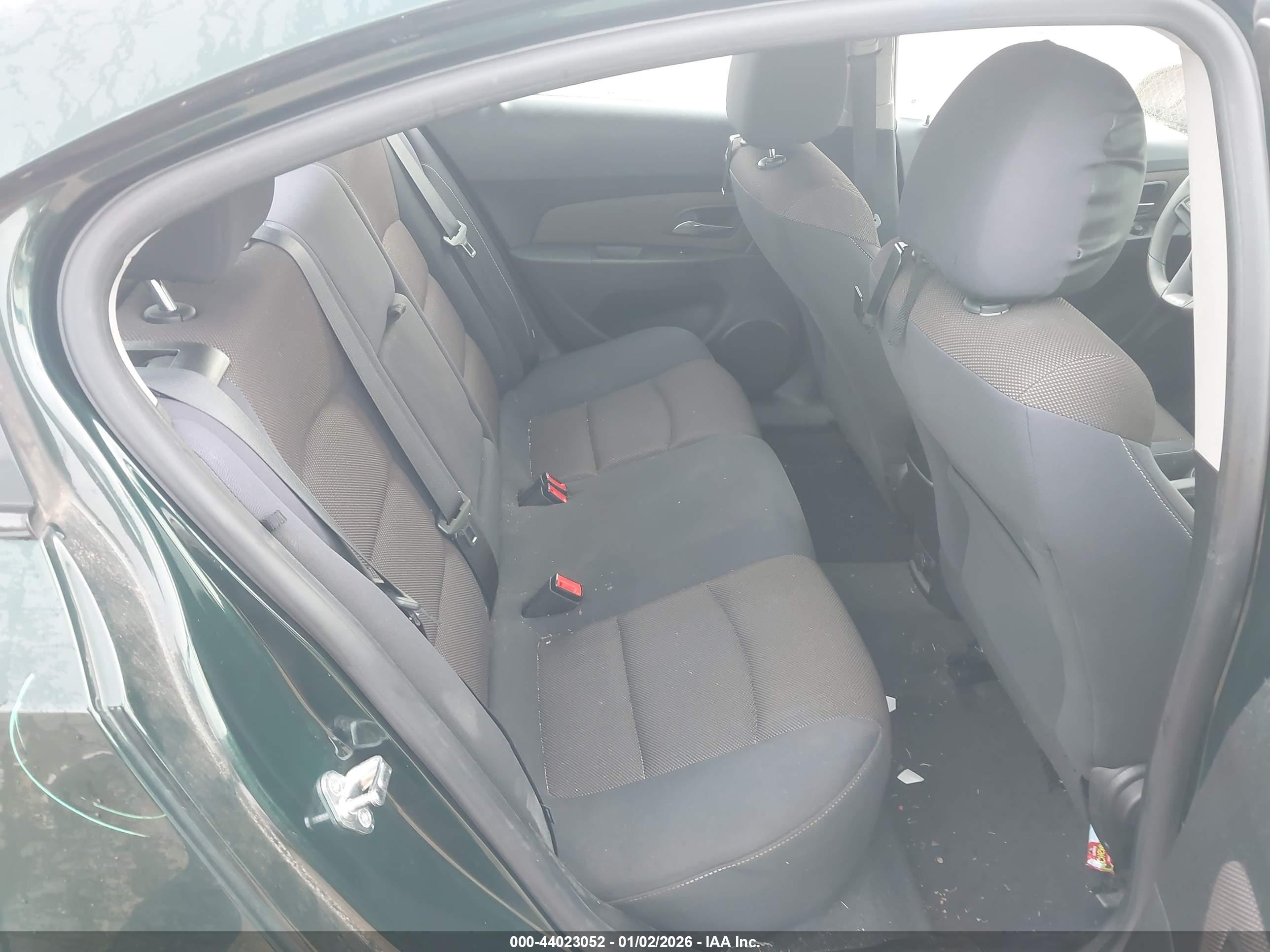 CHEVROLET CRUZE image 8