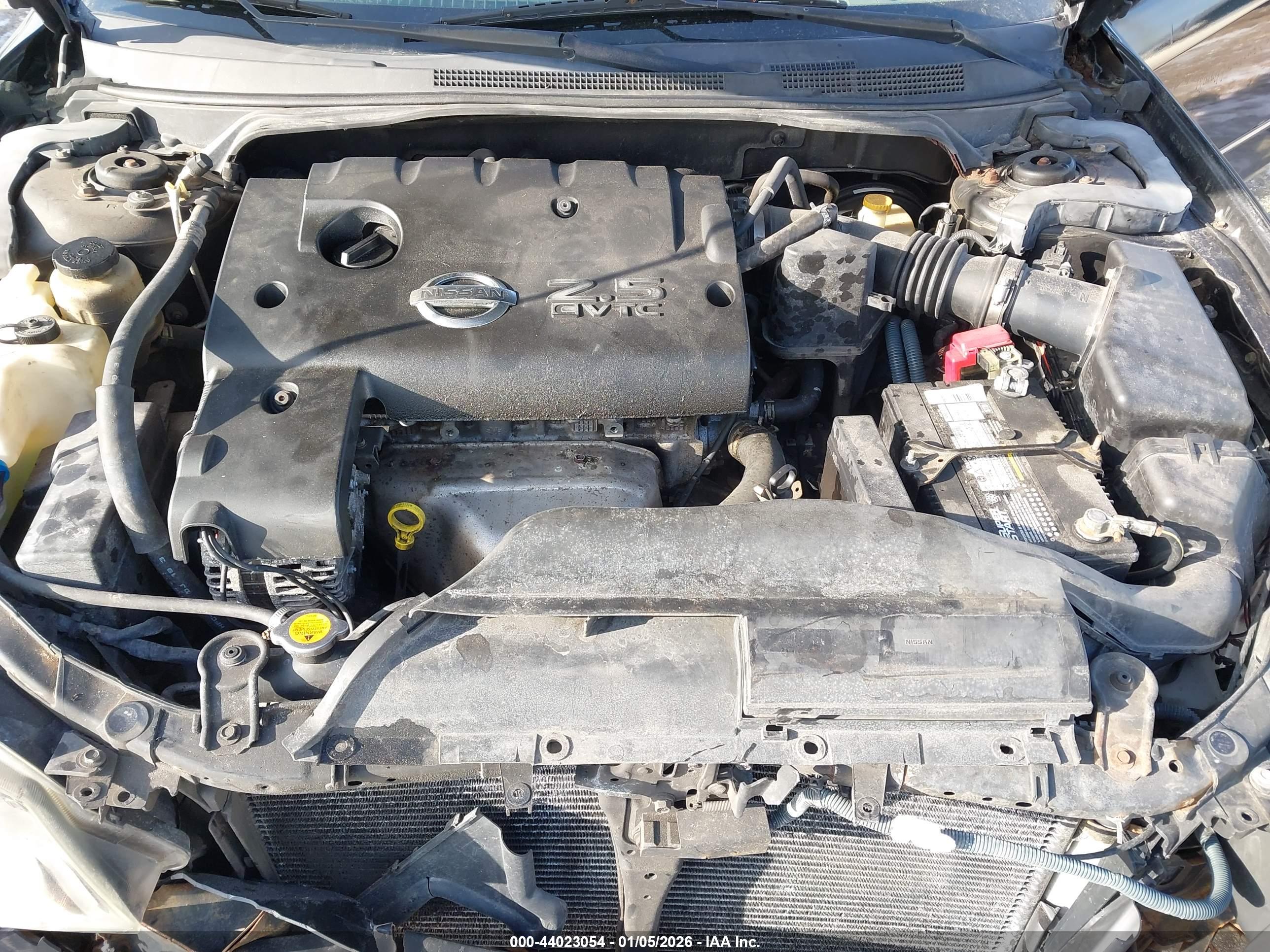NISSAN ALTIMA image 10