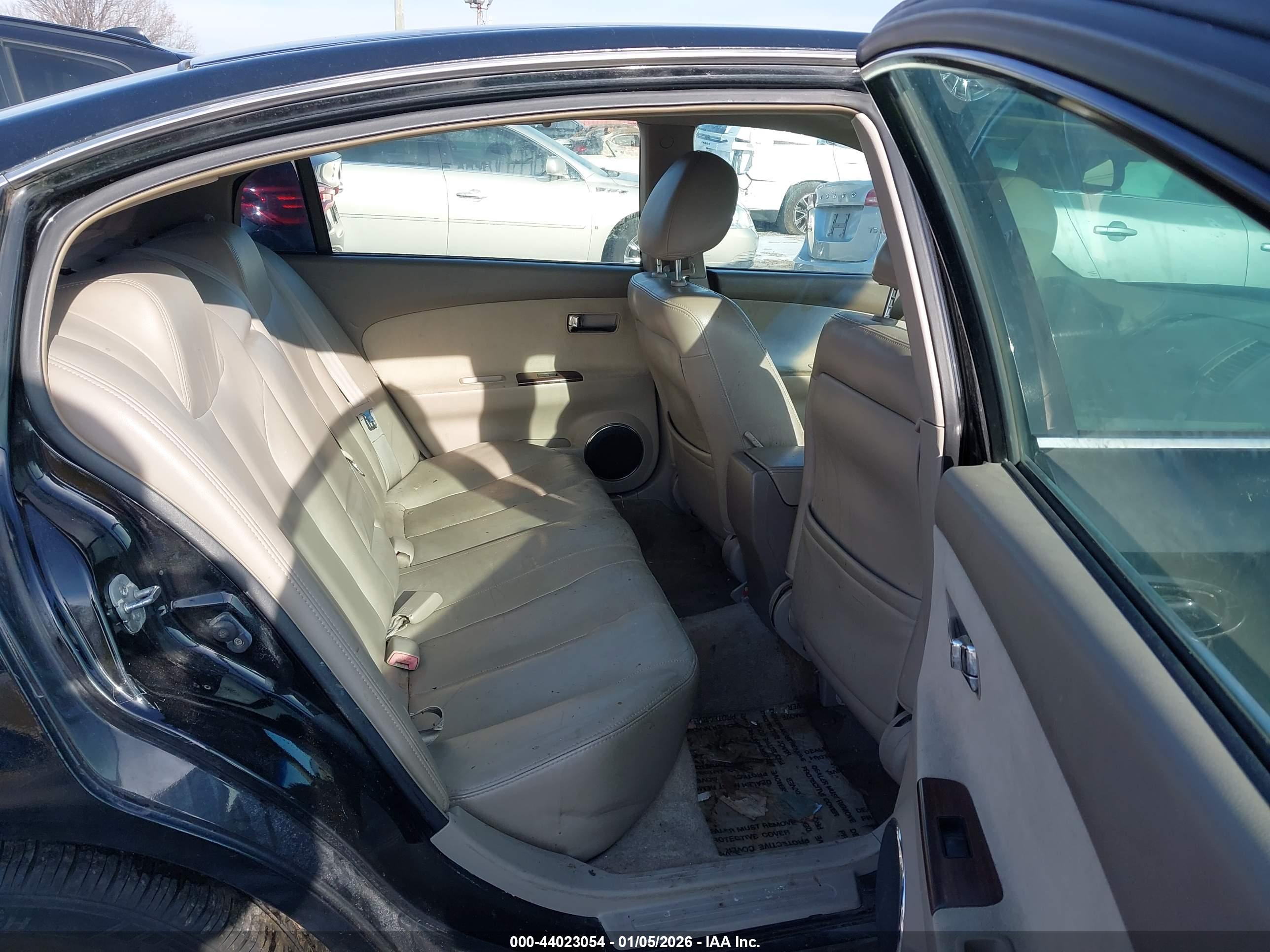 NISSAN ALTIMA image 8
