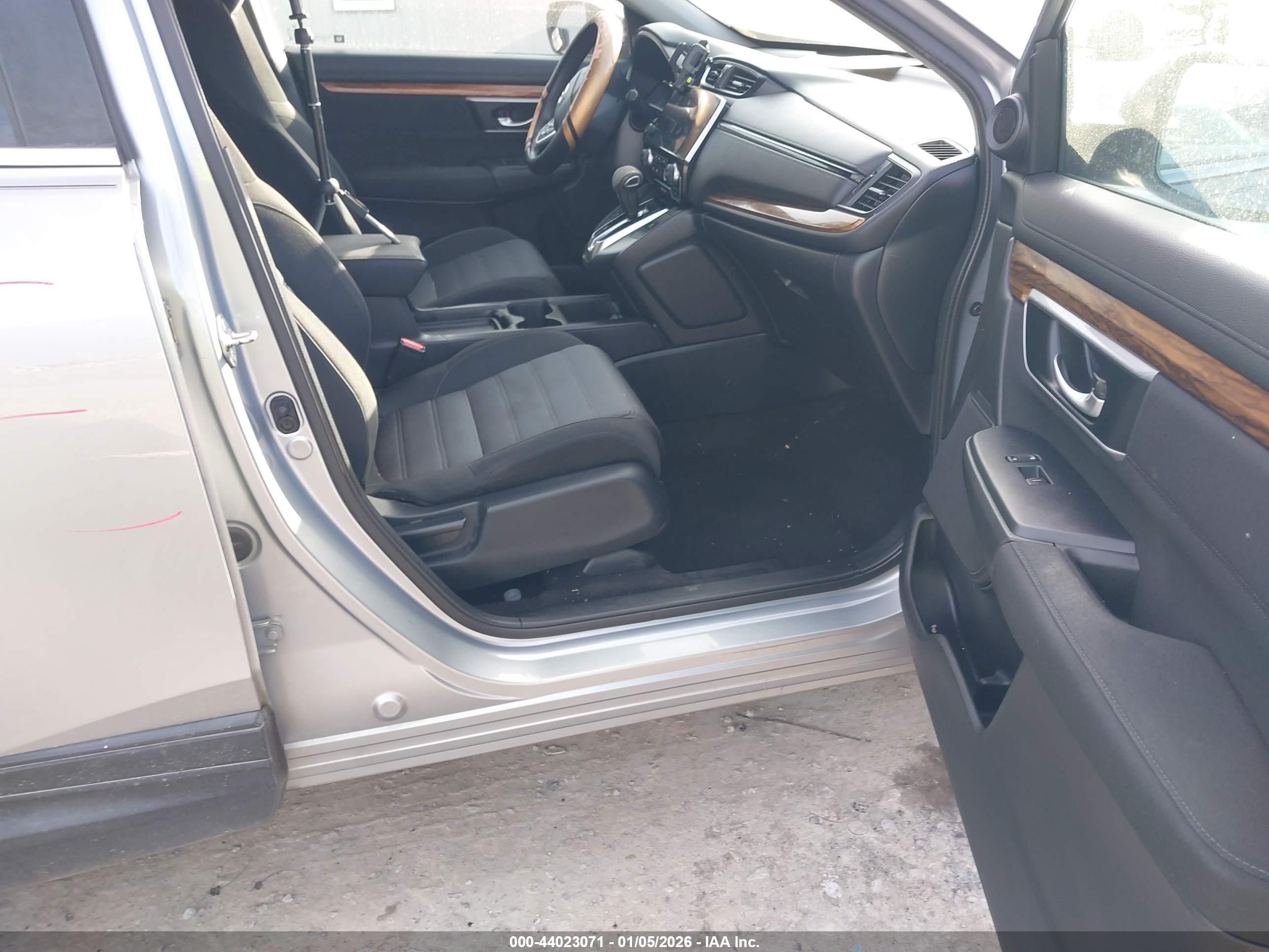 HONDA CR-V image 5