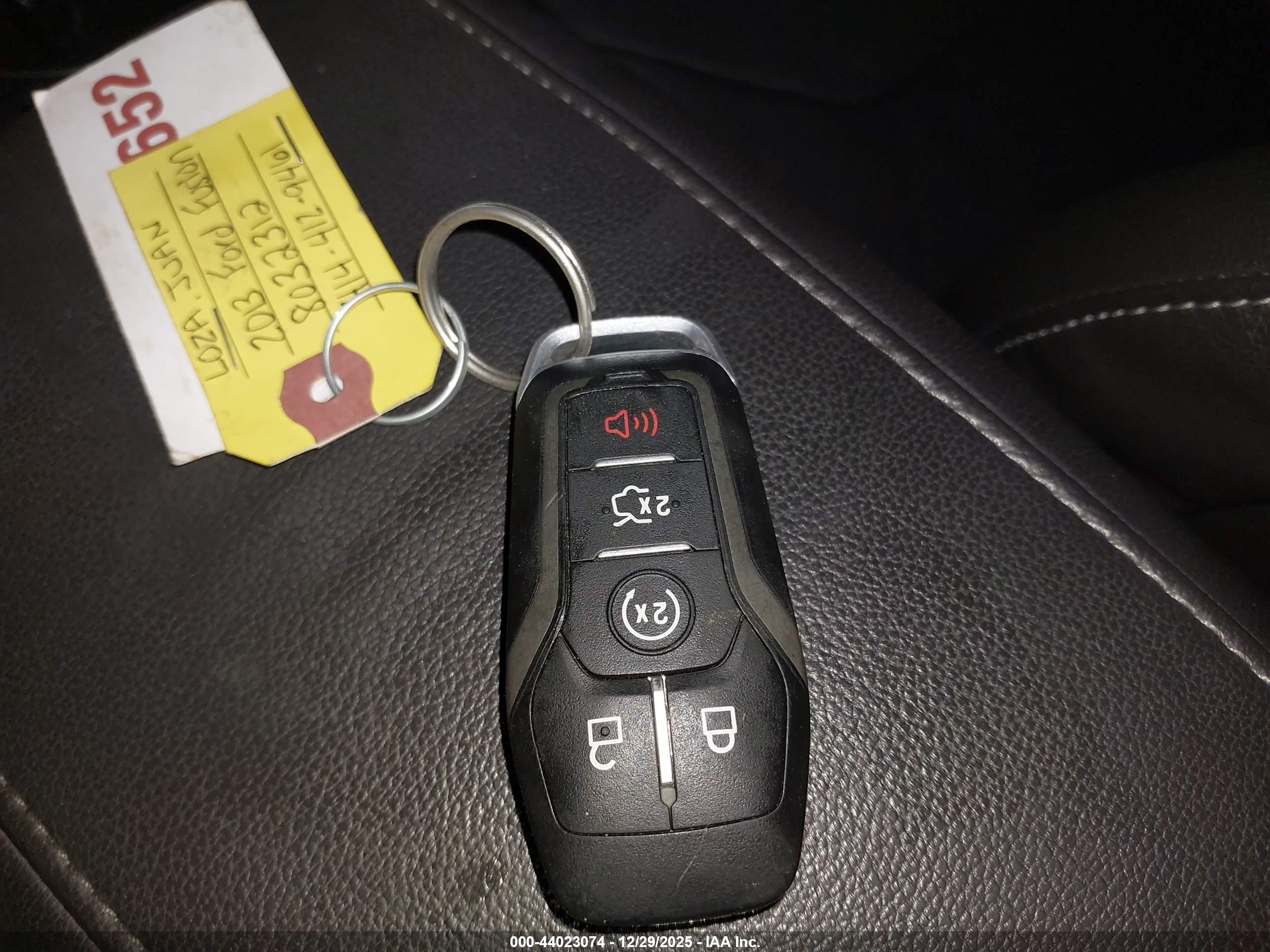 FORD FUSION image 11