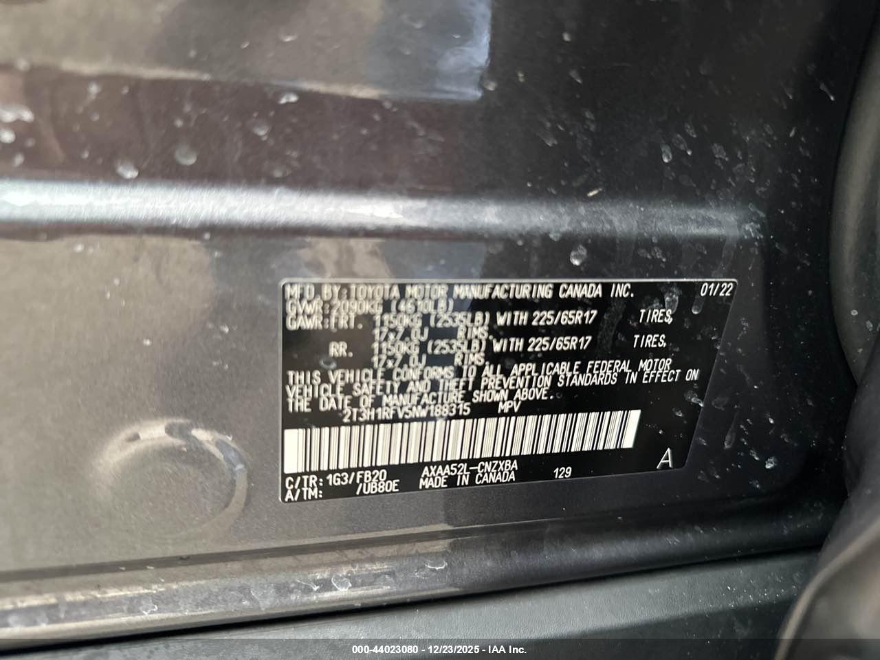 TOYOTA RAV4 image 9