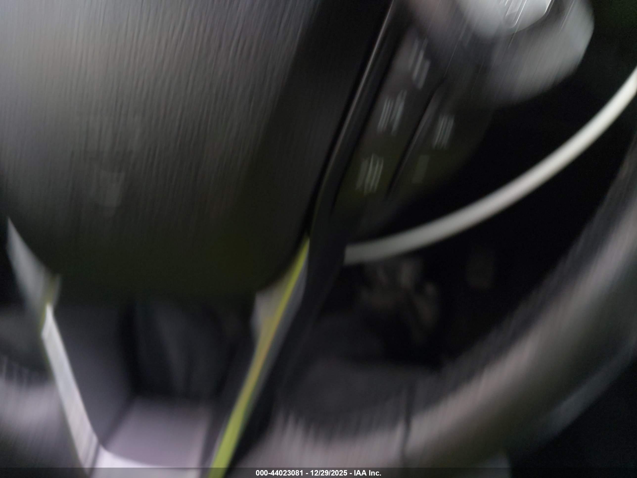FORD EDGE image 11