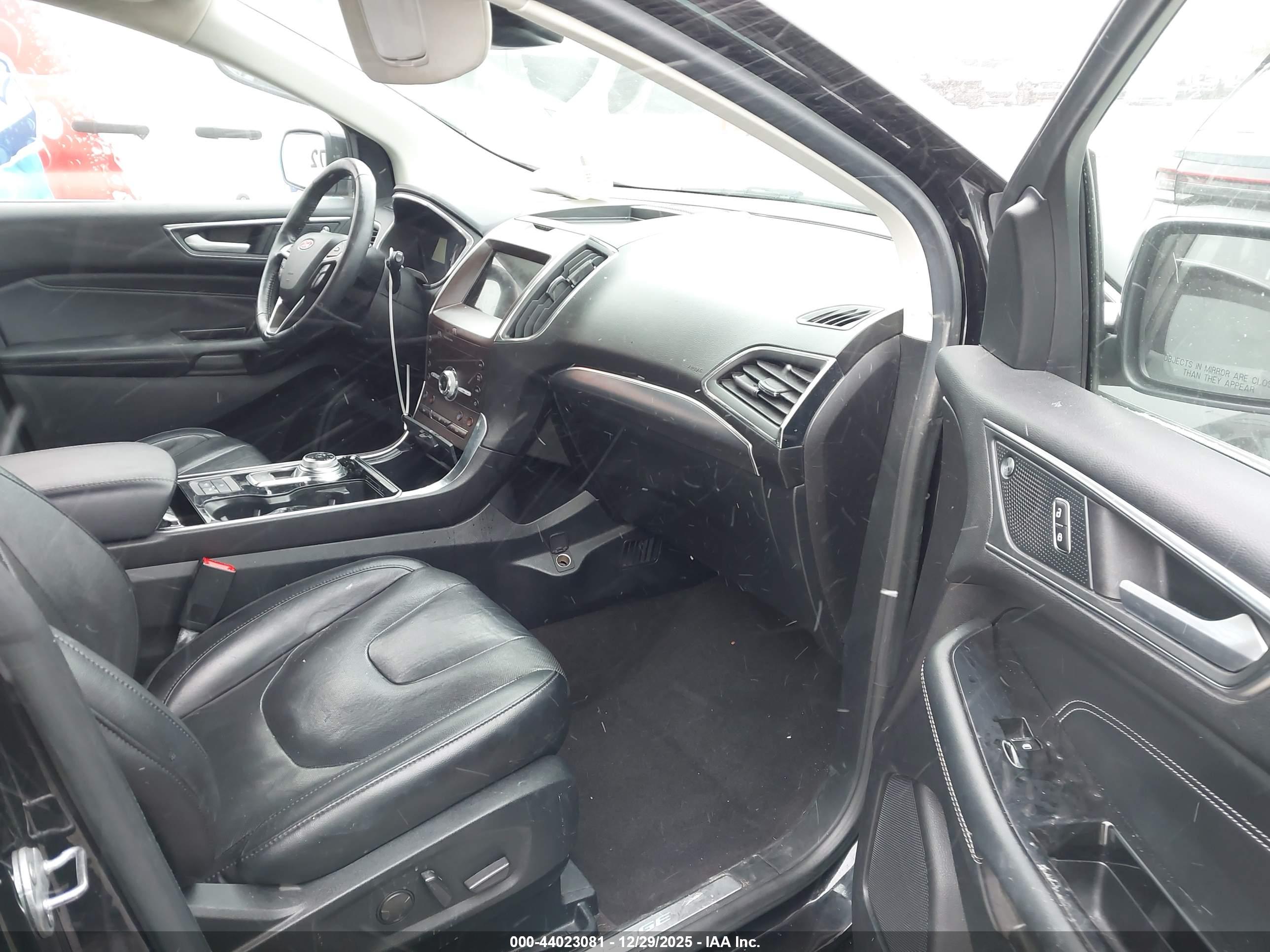 FORD EDGE image 5