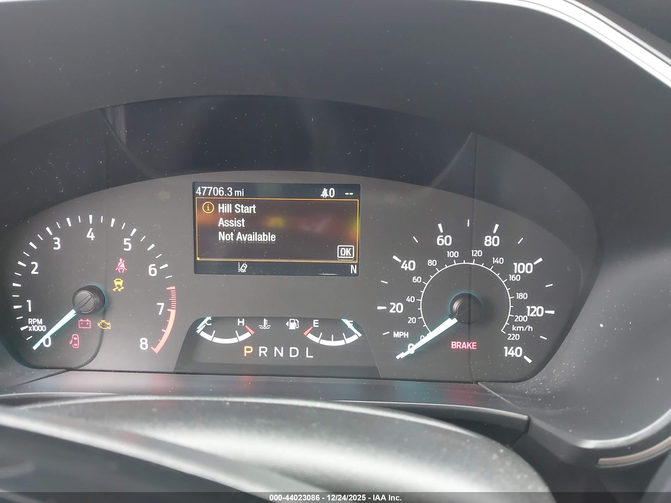 FORD ESCAPE image 7