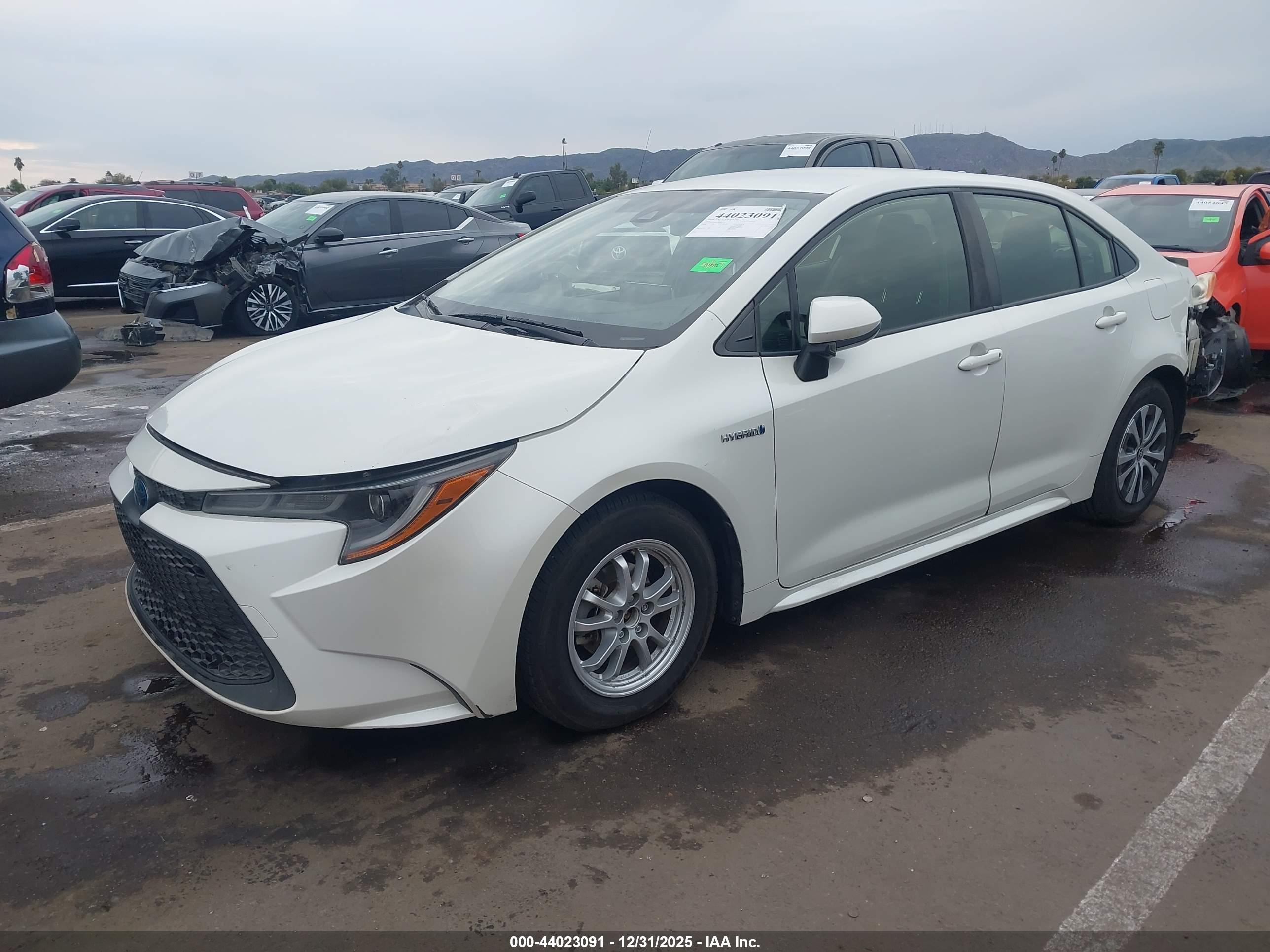 TOYOTA COROLLA image 2