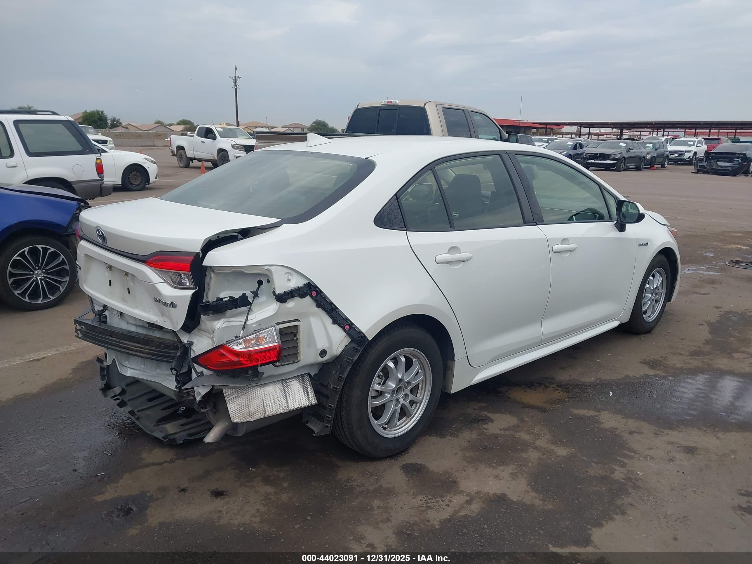 TOYOTA COROLLA image 4