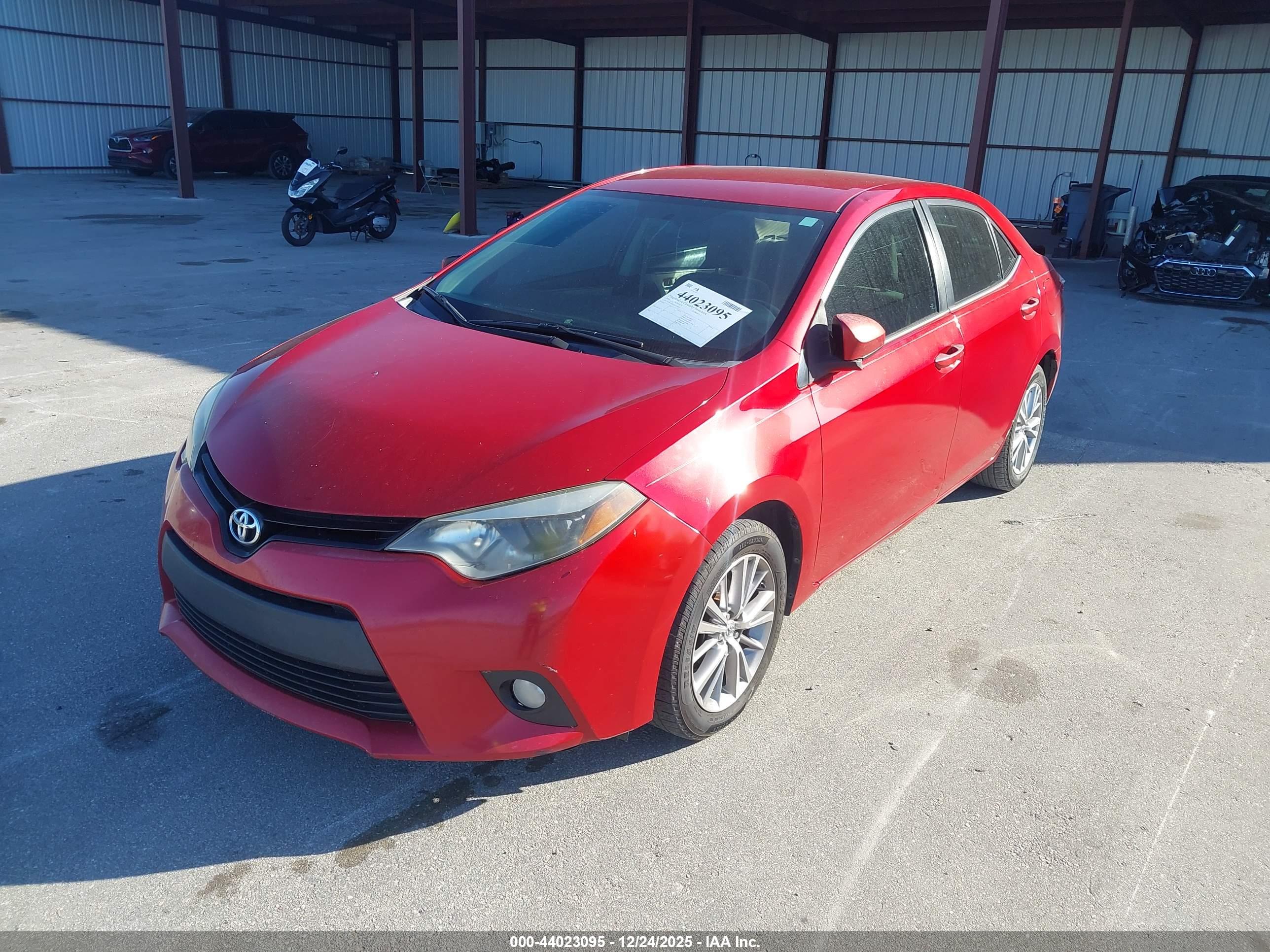 TOYOTA COROLLA image 2