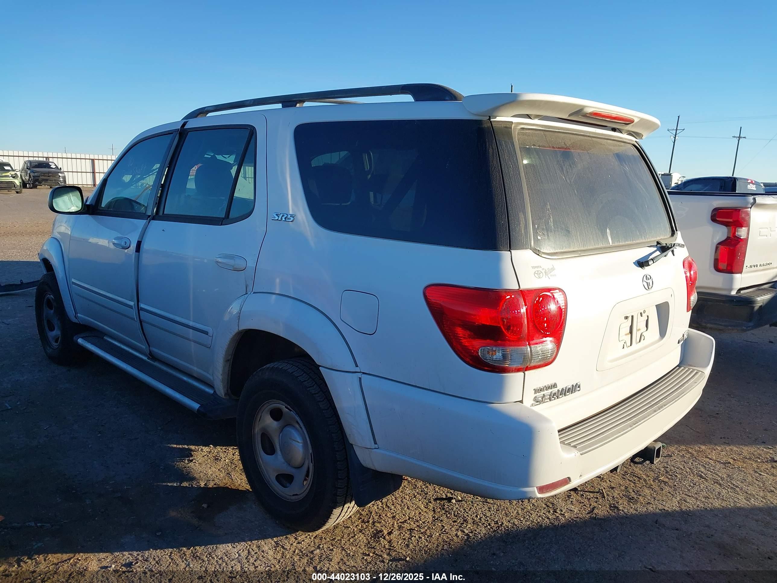 TOYOTA SEQUOIA image 3
