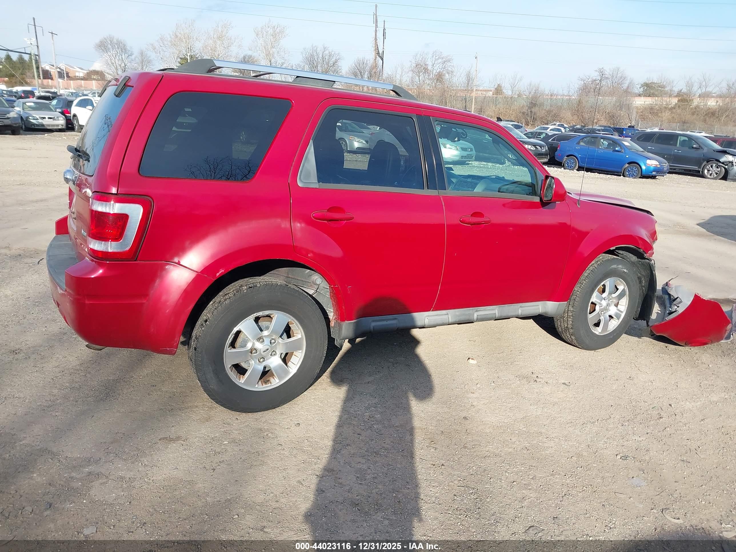 FORD ESCAPE image 4