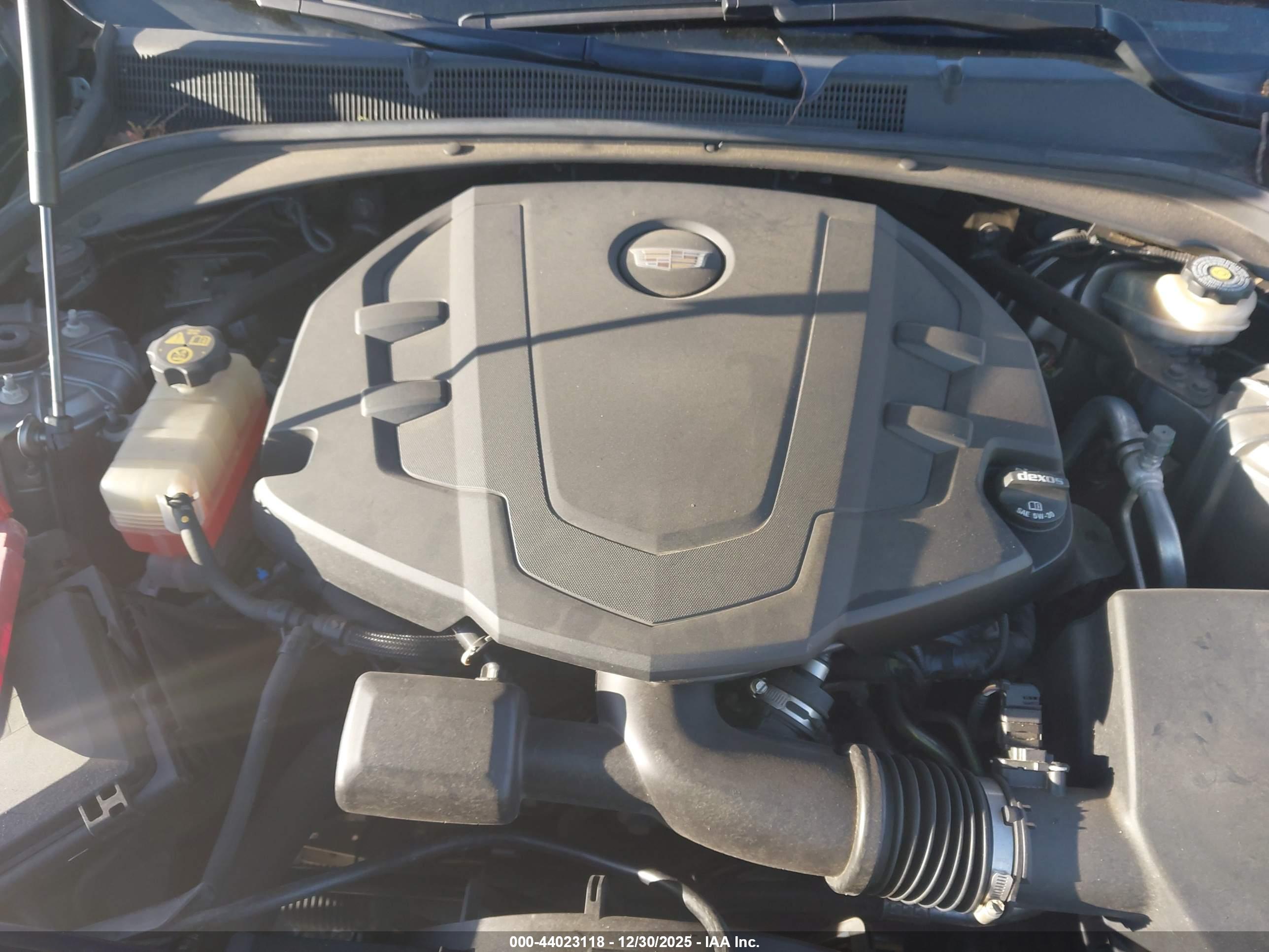 CADILLAC CTS image 10