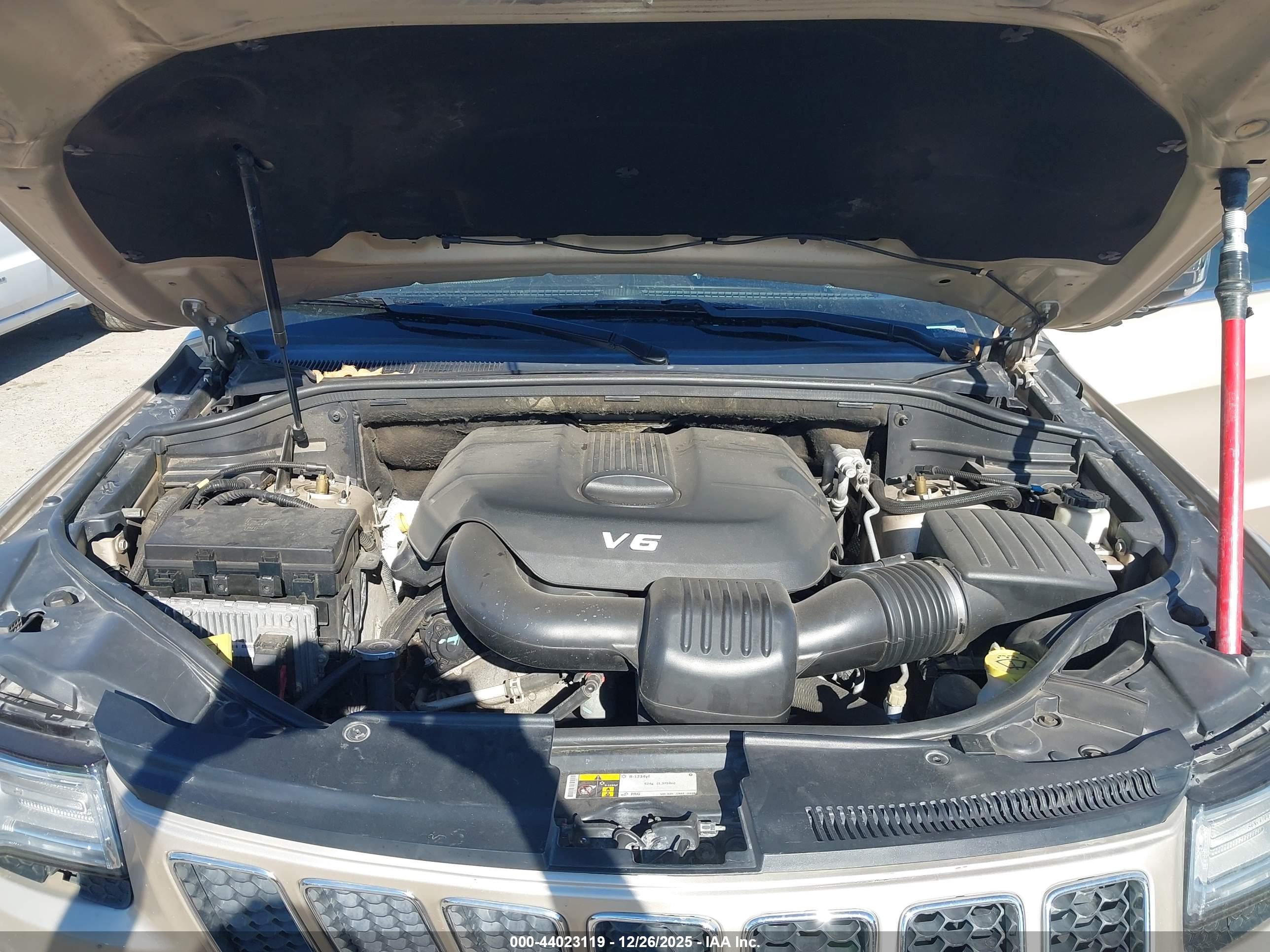JEEP GRAND image 10