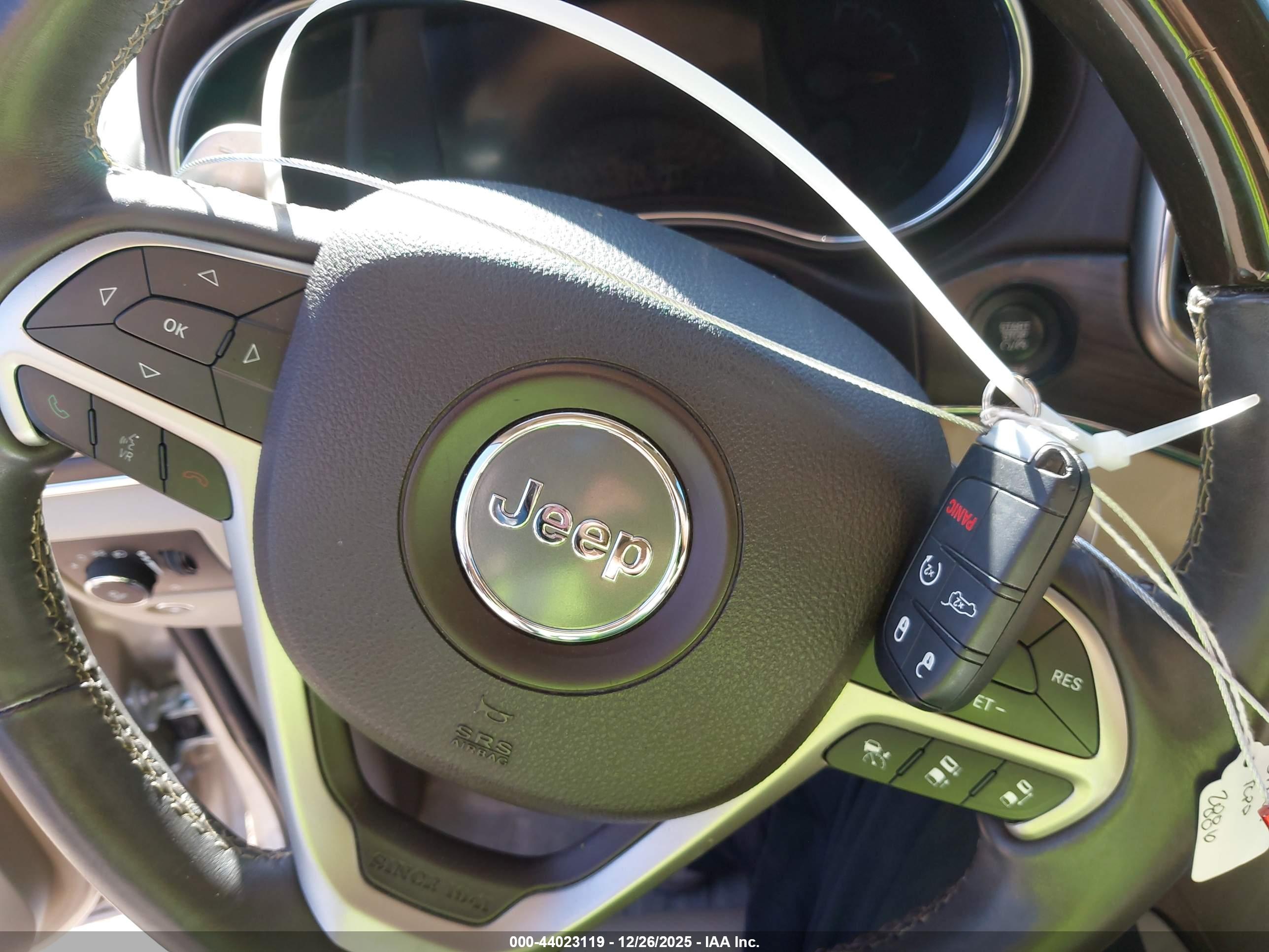 JEEP GRAND image 11