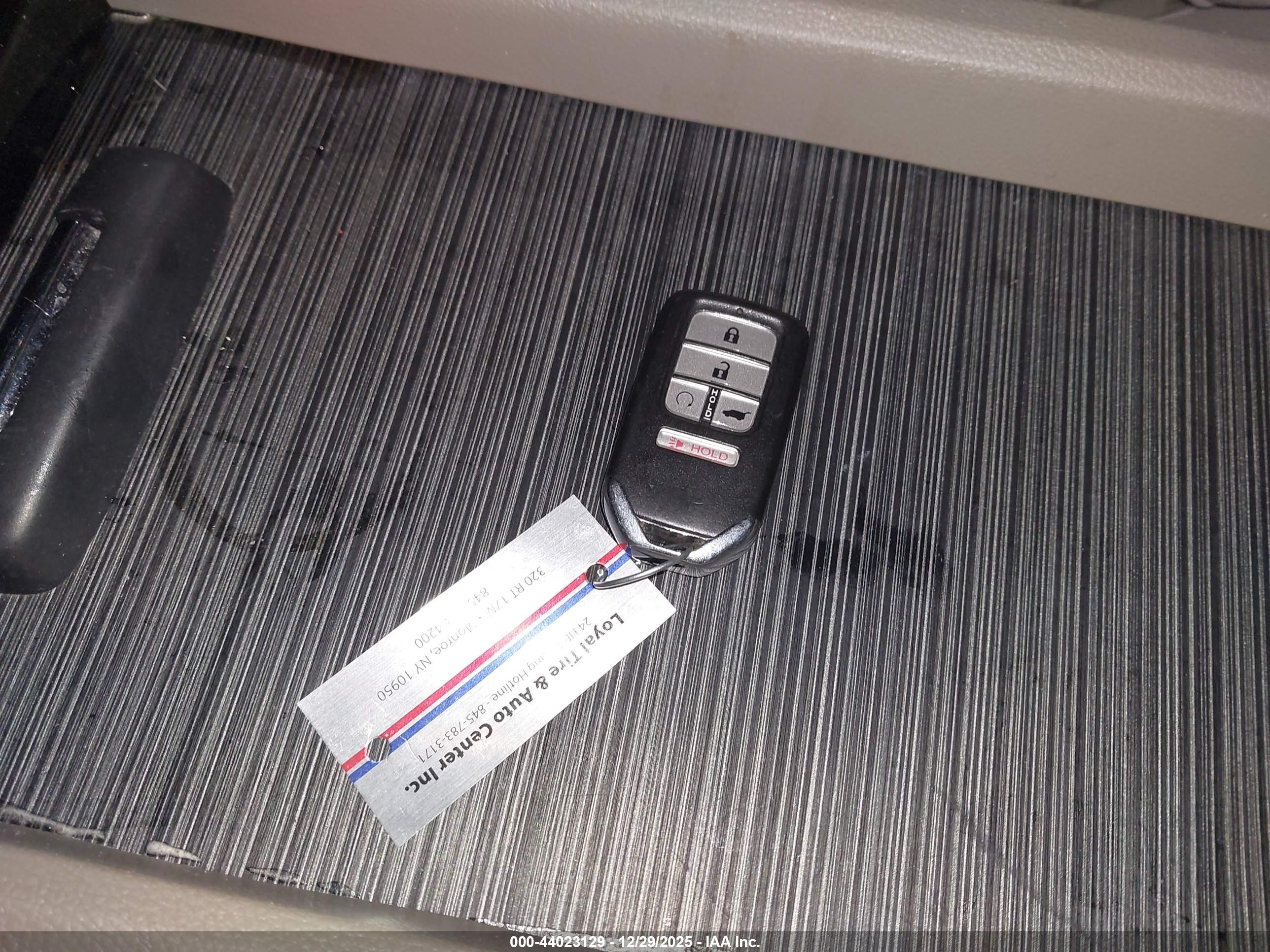 HONDA PILOT image 11