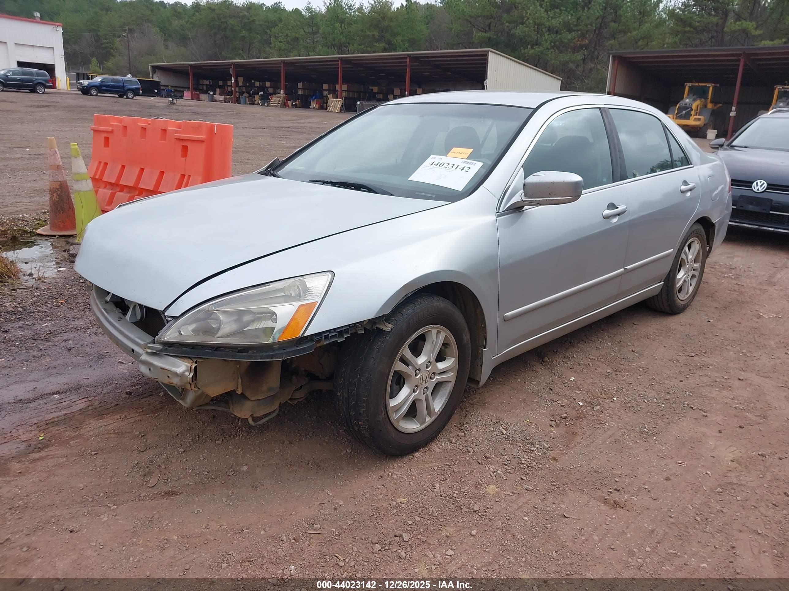 HONDA ACCORD image 2